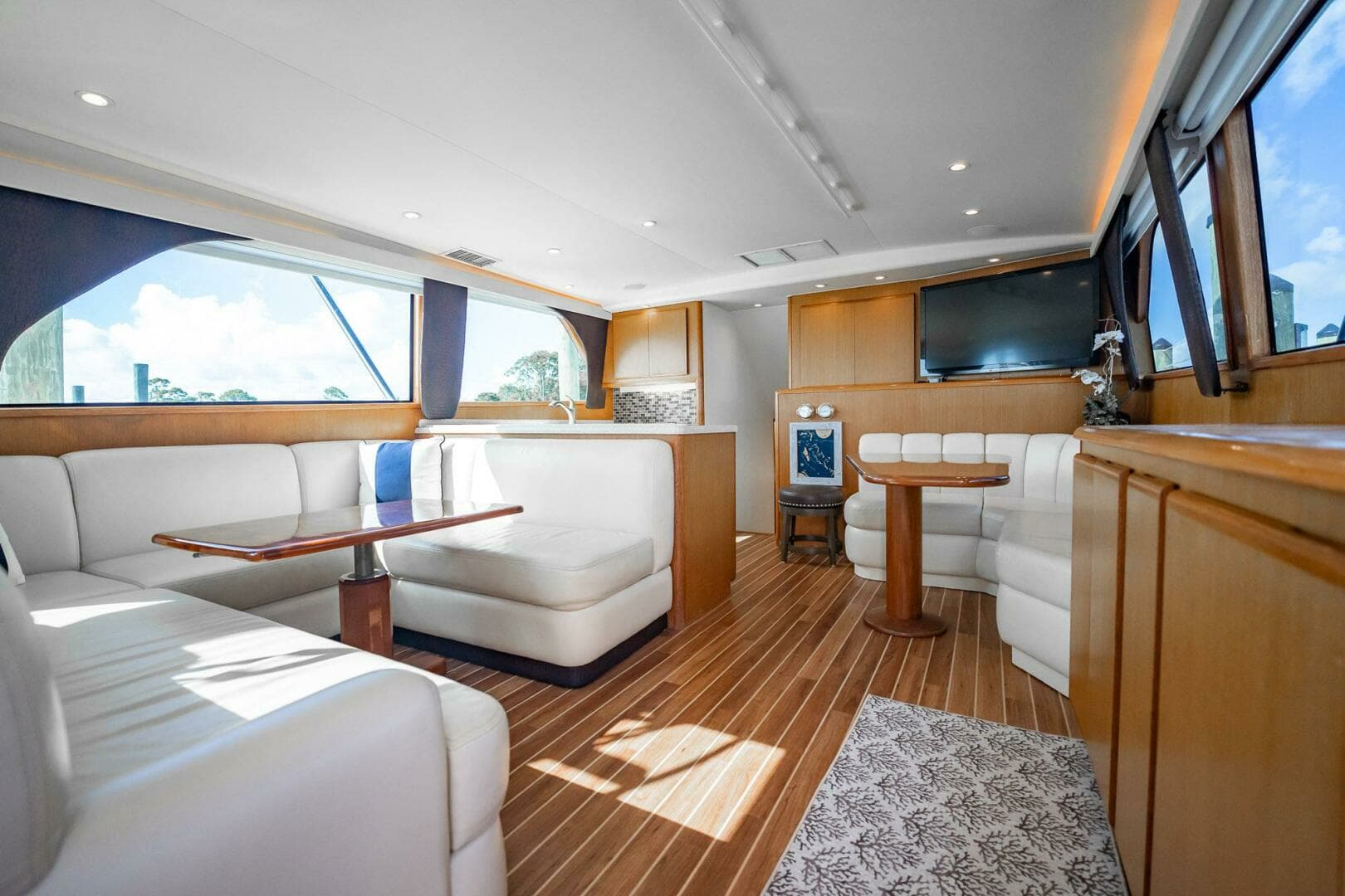2000 Viking Conv Sport Fisher - Image 10