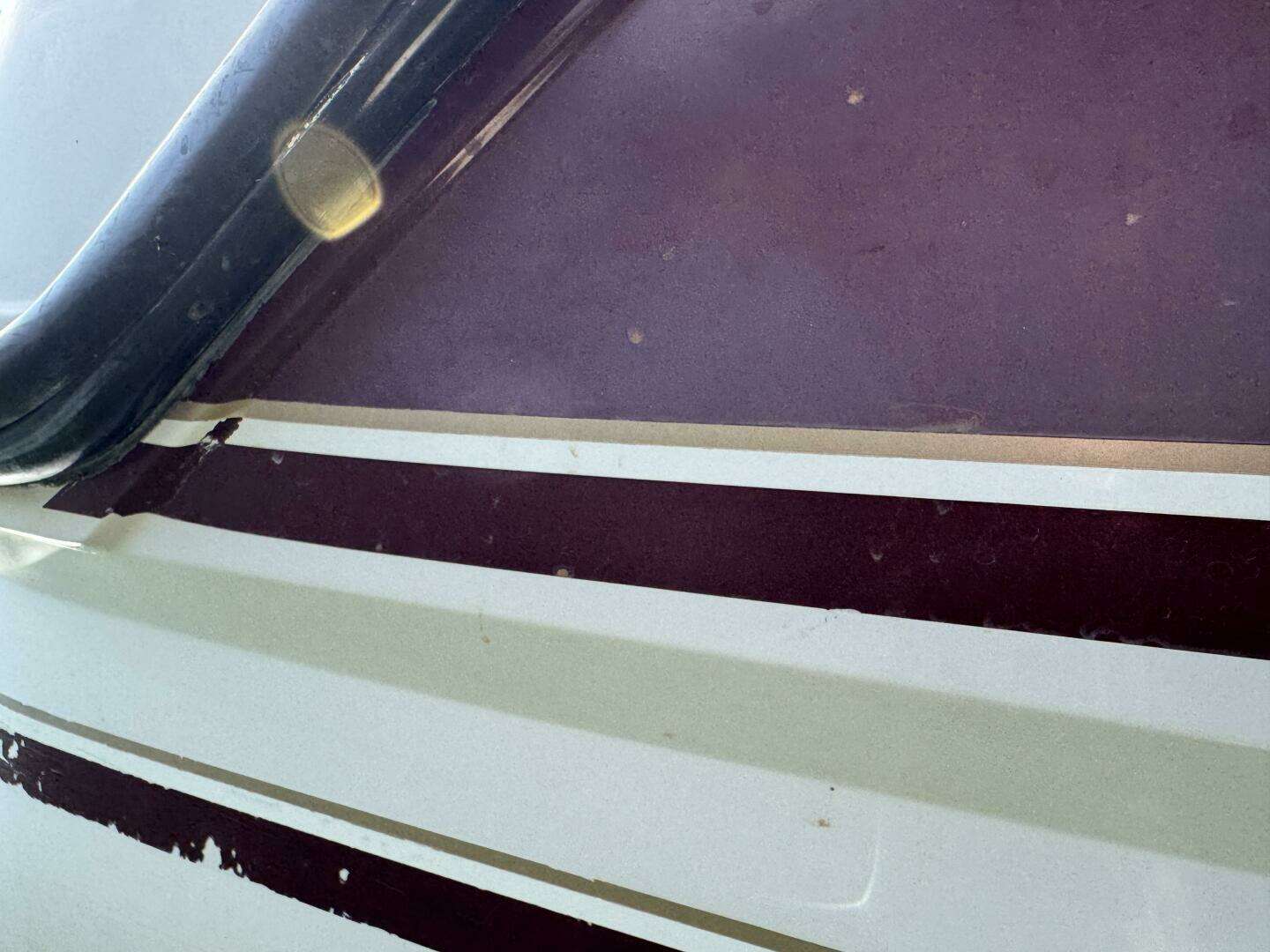 1994 Chaparral Signature 27 Cabin Cruiser - Image 120
