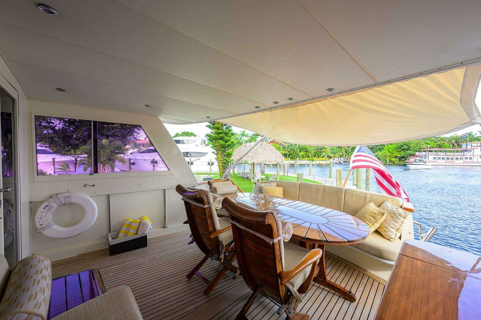 1991 Hatteras 78 Cockpit Motor Yacht - Image 54
