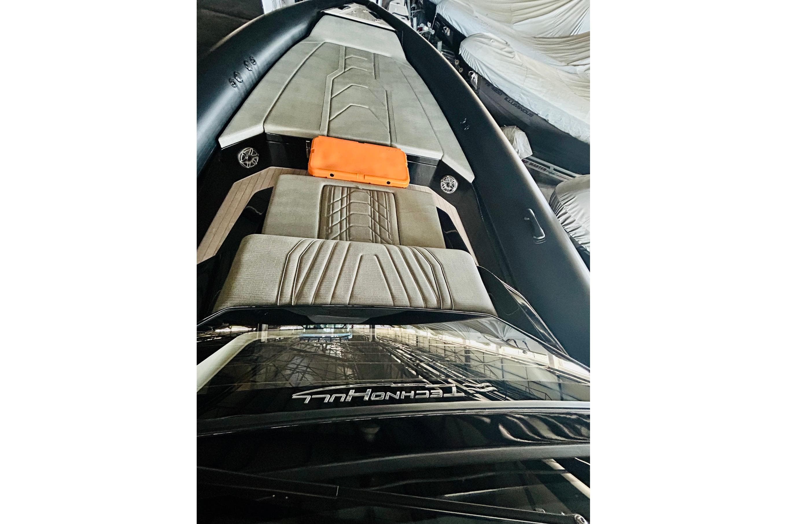 2025 Technohull Alpha 40 boat interior with sleek seating and modern design.
