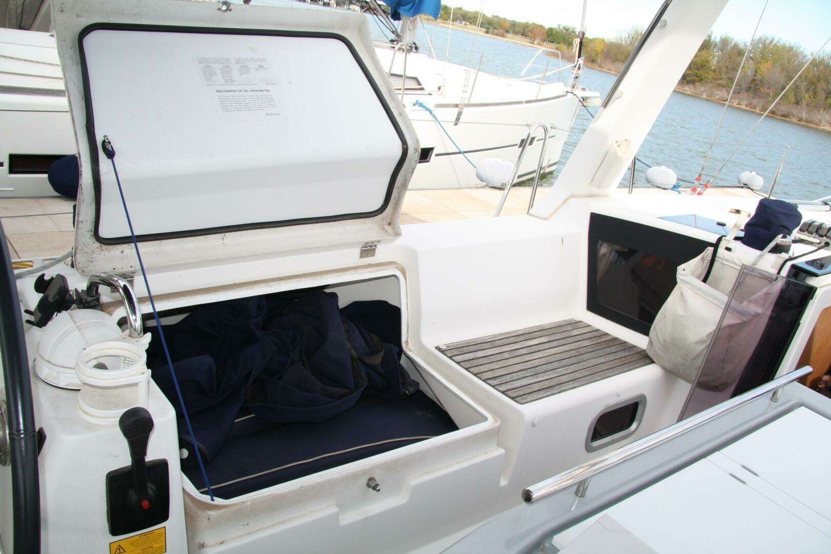 2013 Beneteau Oceanis 41 - Image 58