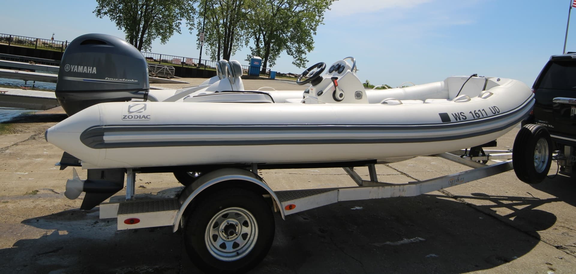 2023 Zodiac Yachtline 490 - Image 8