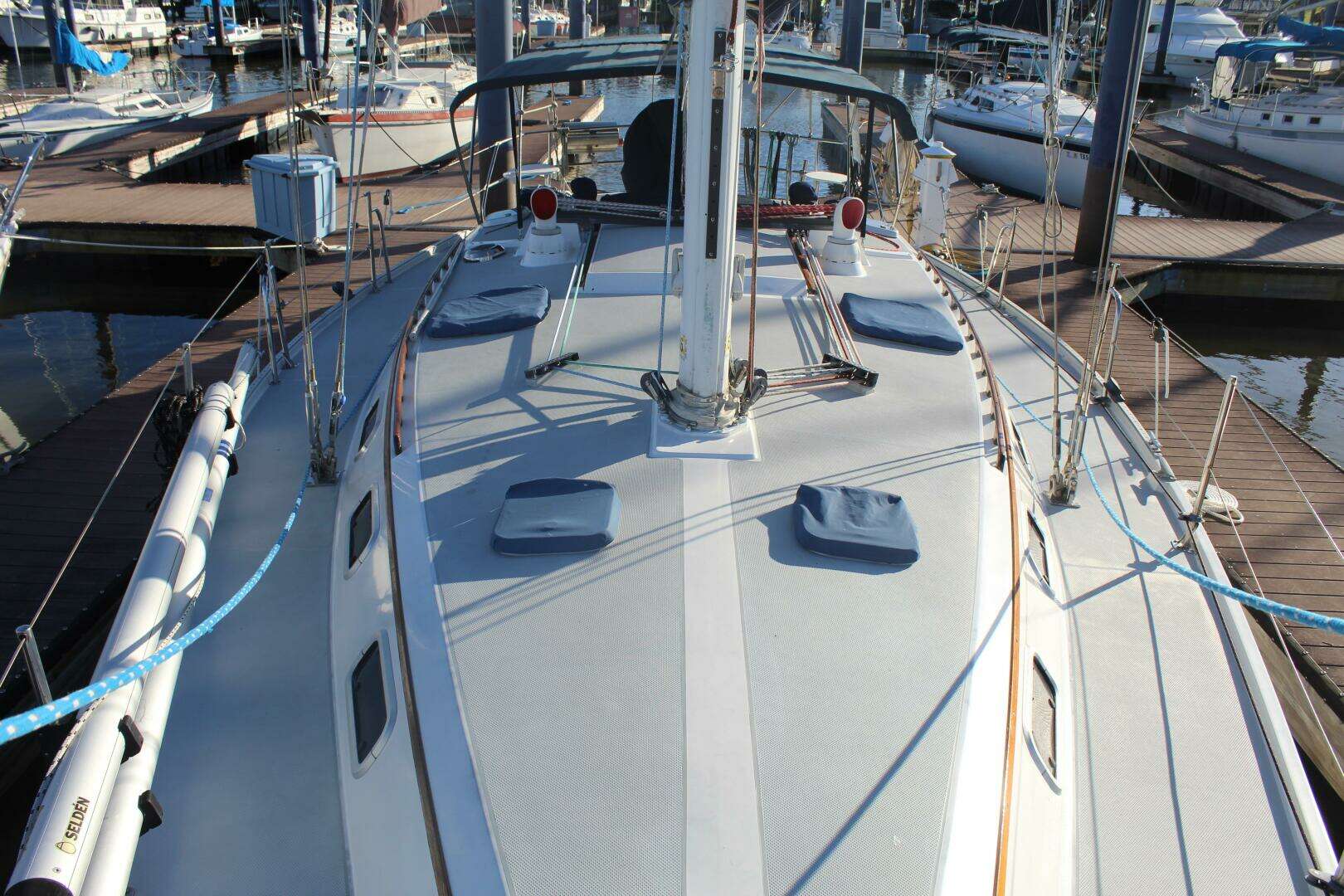 1990 Catalina 42 - Image 35