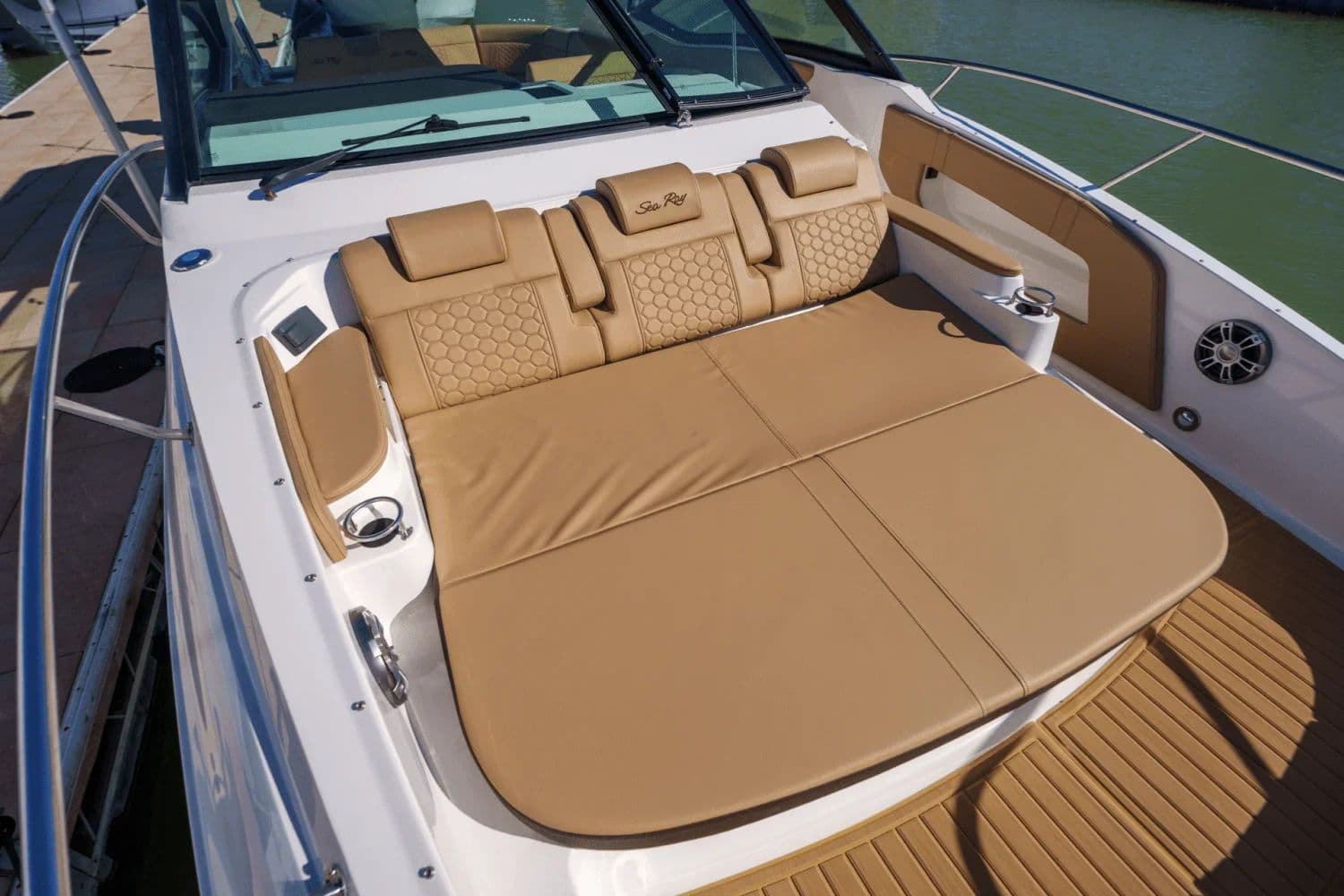 2024 Sea Ray Sundancer 320 - 29