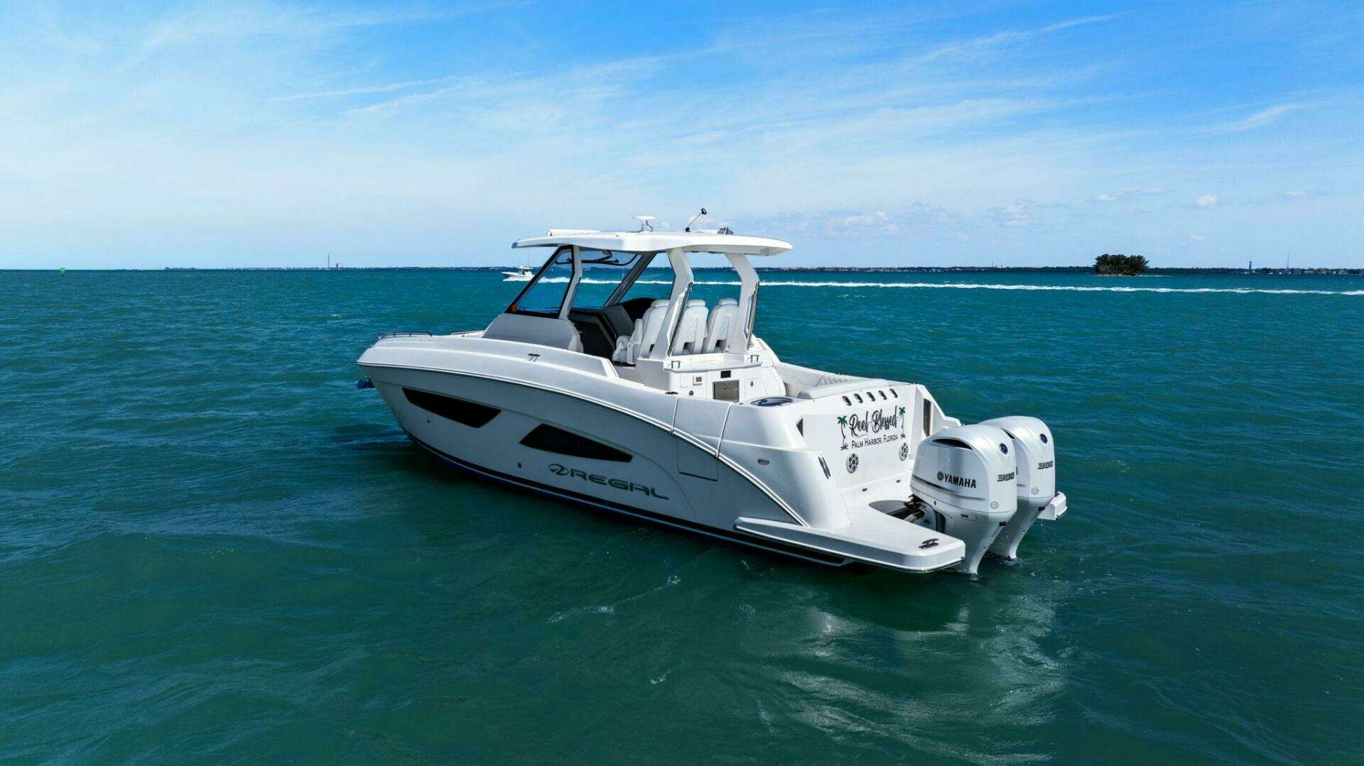 2020 Regal 33 SAV - Image 4