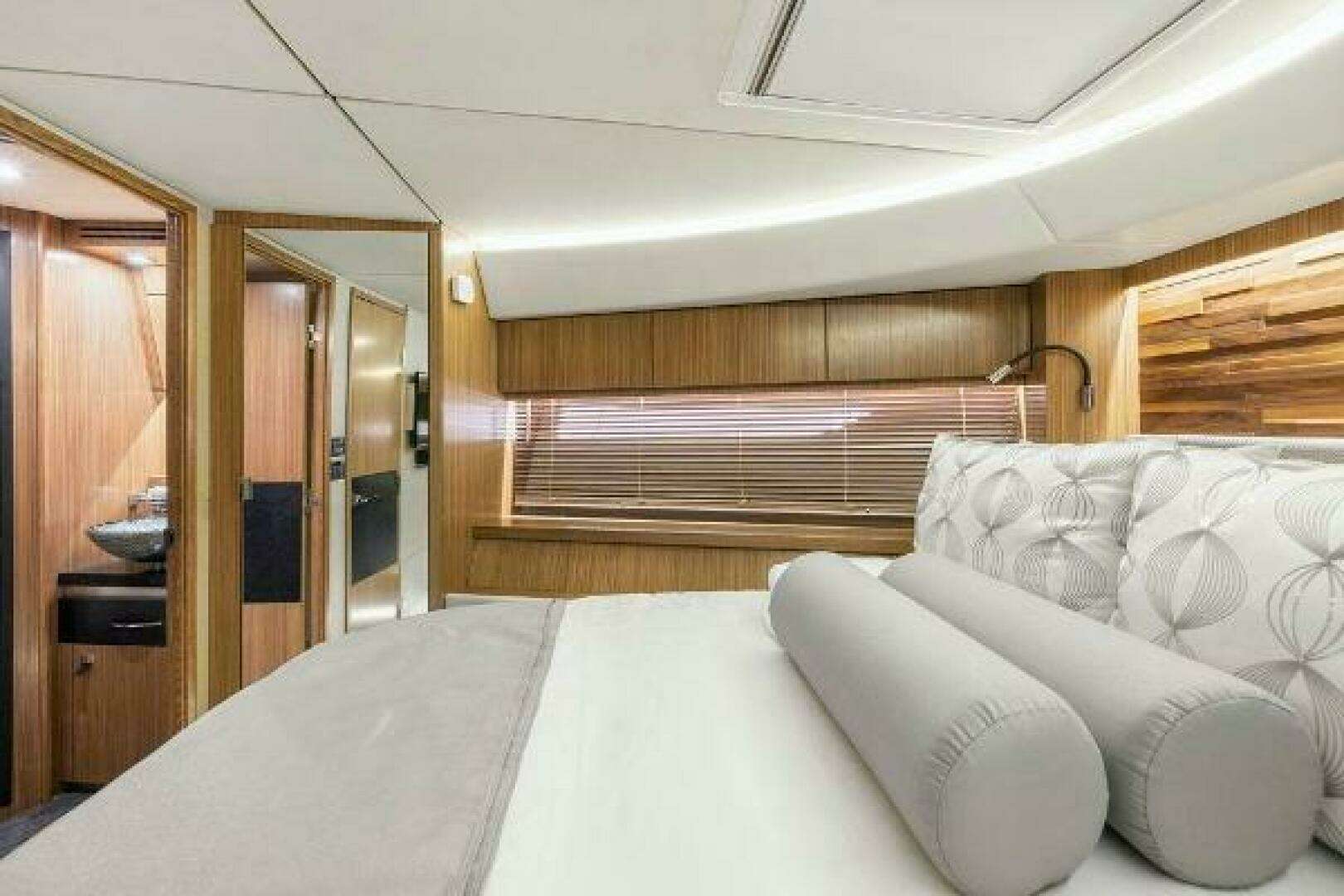 2018 Sea Ray L590 Fly - Image 24