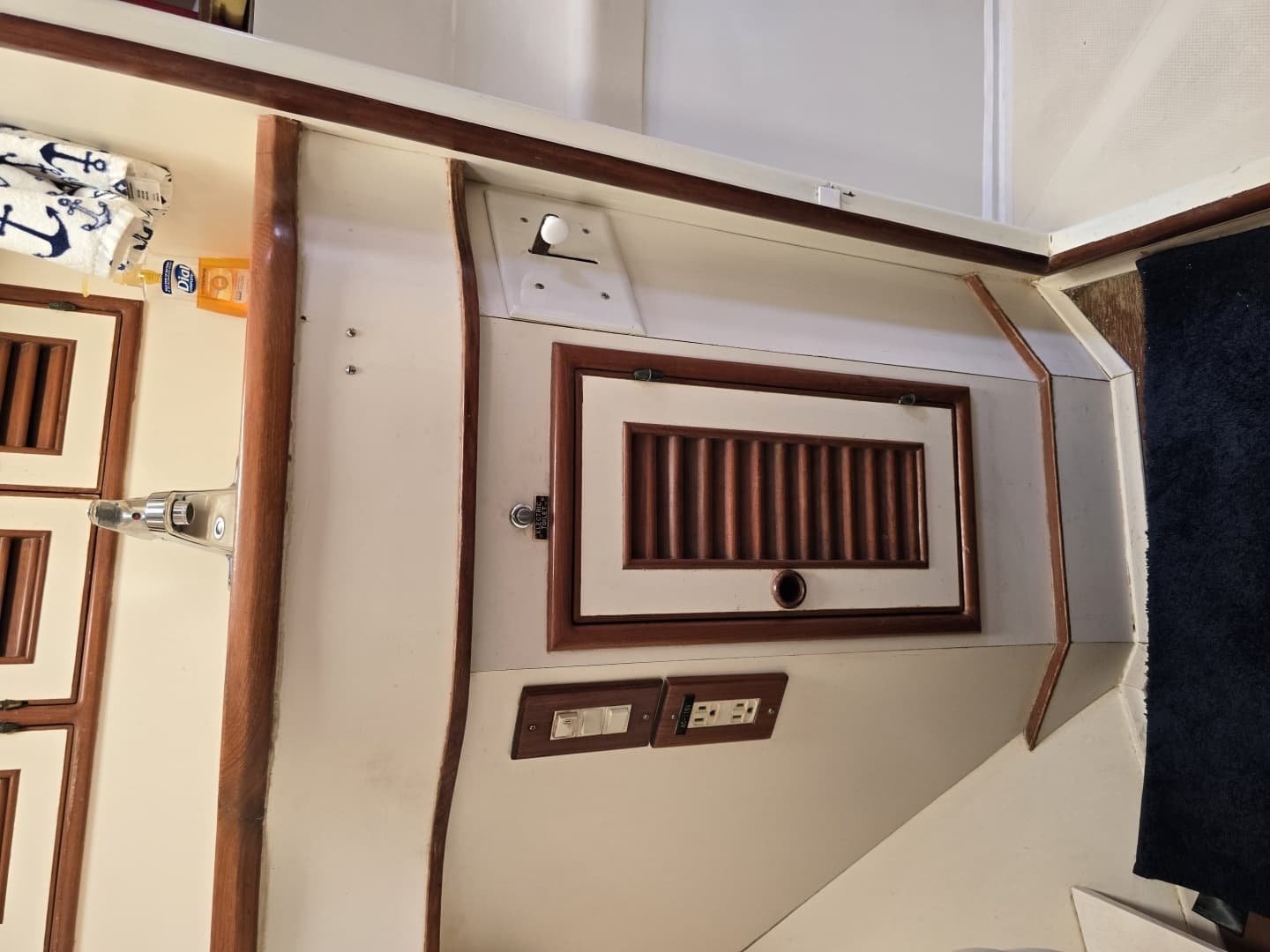 1989 Offshore Yachts 48 Sedan - Image 23