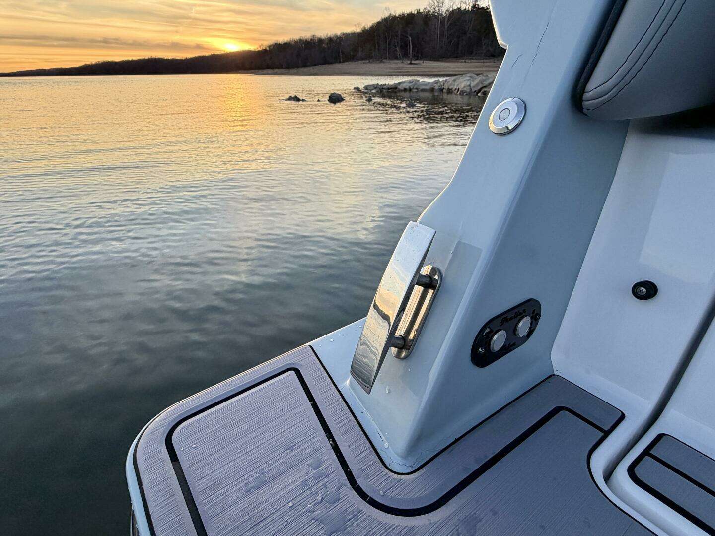 2023 Correct Craft Ingenity 23EL2 Electric Boat - Image 111