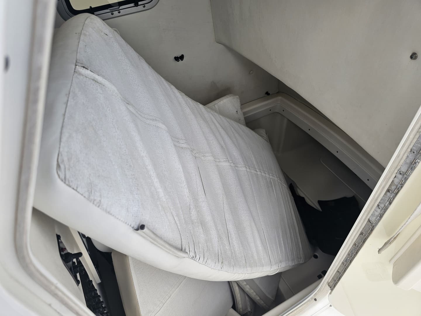 2008 Century 2901 CC - Image 23