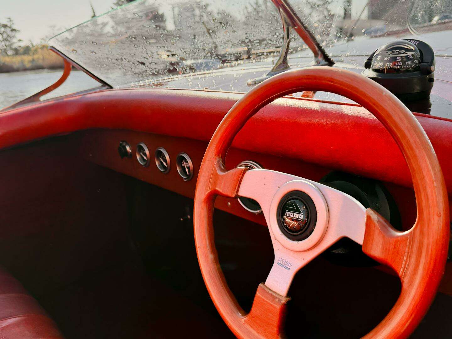 1998 Custom 30 Gentleman's Racer - Image 21