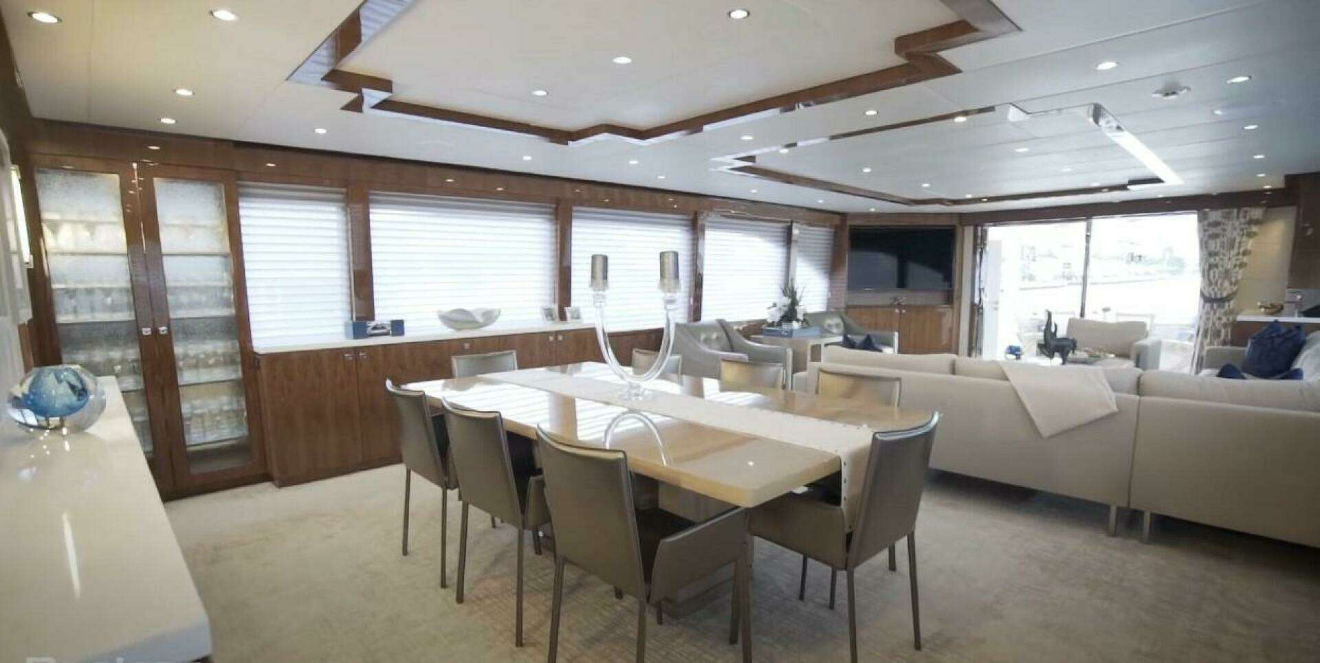 2017 Hargrave Raised Pilothouse - Image 8