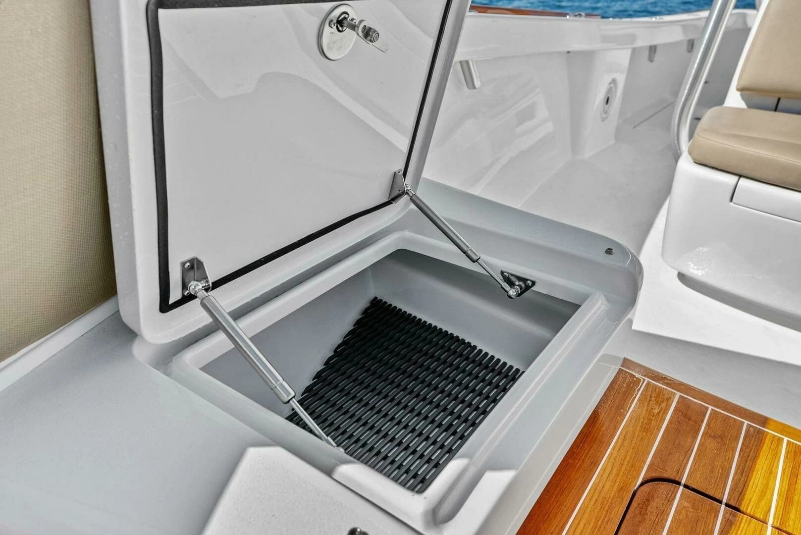 2024 Custom Center Console 26 High Ground Boatworks - Image 10