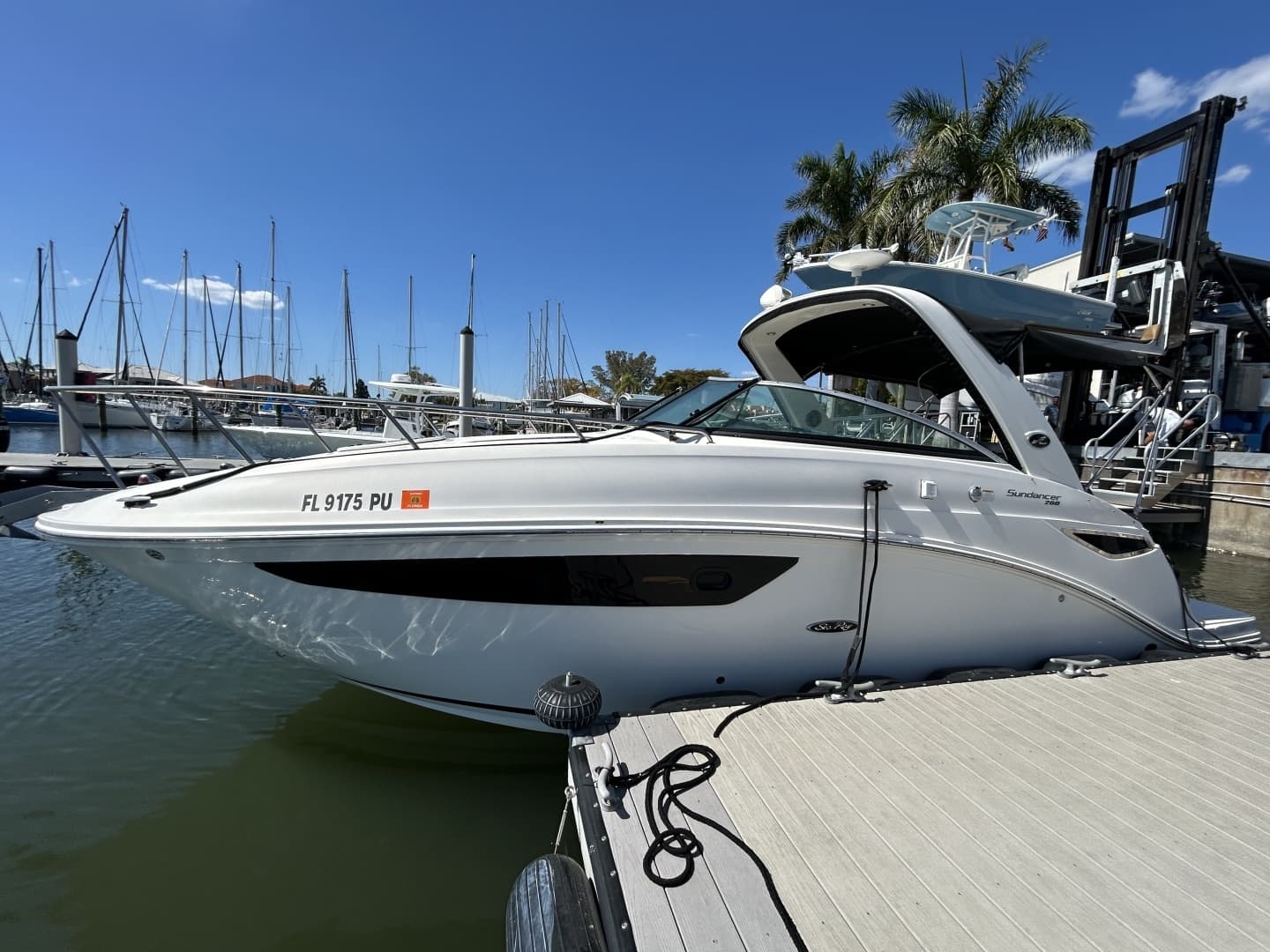 2014 Sea Ray — - Image 7