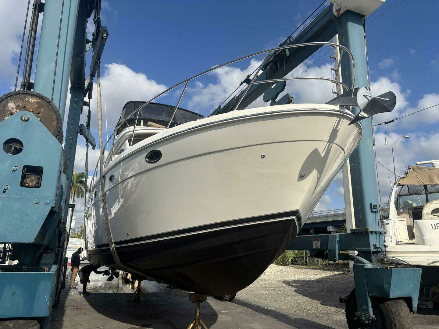2007 Meridian 411 Sedan Bridge - Image 5