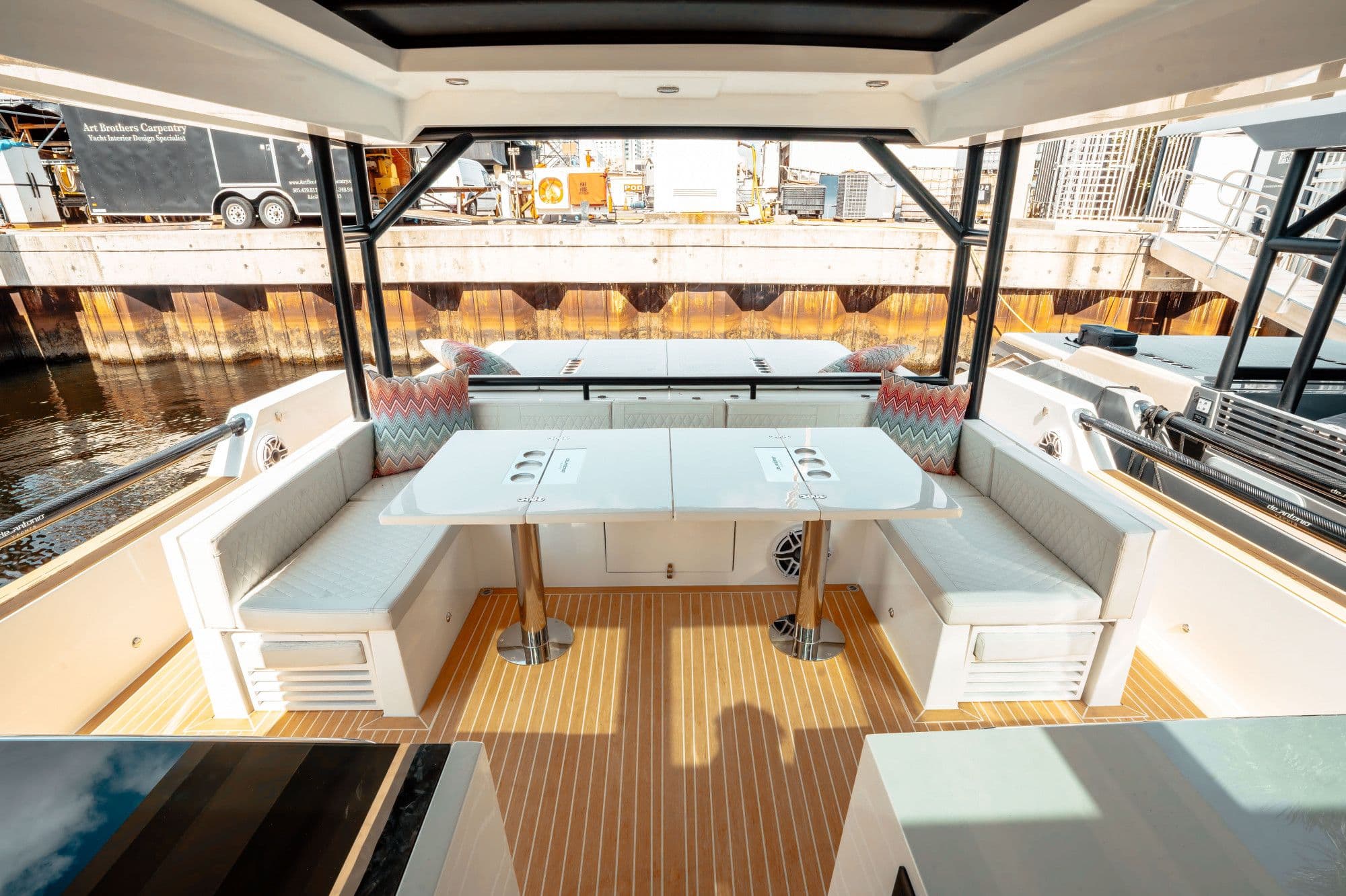 2027 De Antonio Yachts D50 Coupé - 13