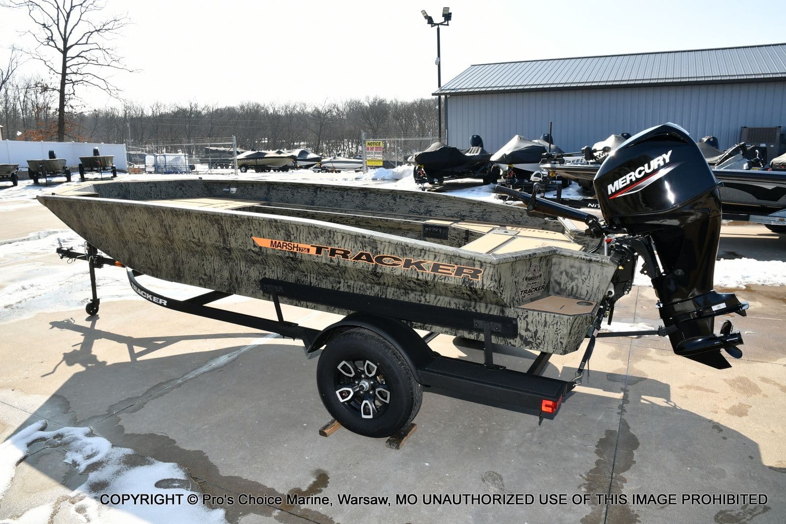 2026 Tracker Grizzly 1756 T Marsh w/60HP Tiller - 29