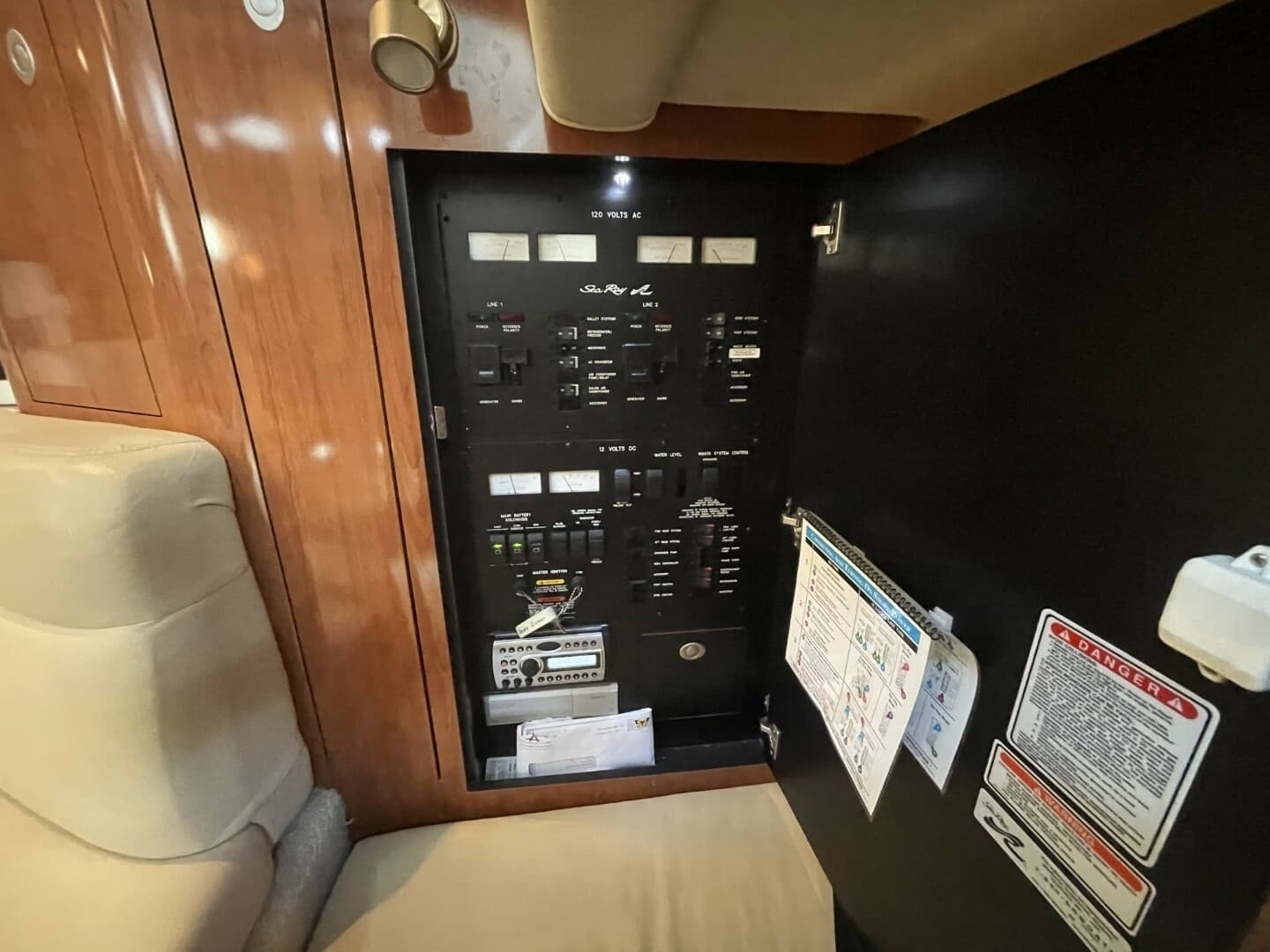 2006 Sea Ray 360 Sundancer - Image 38
