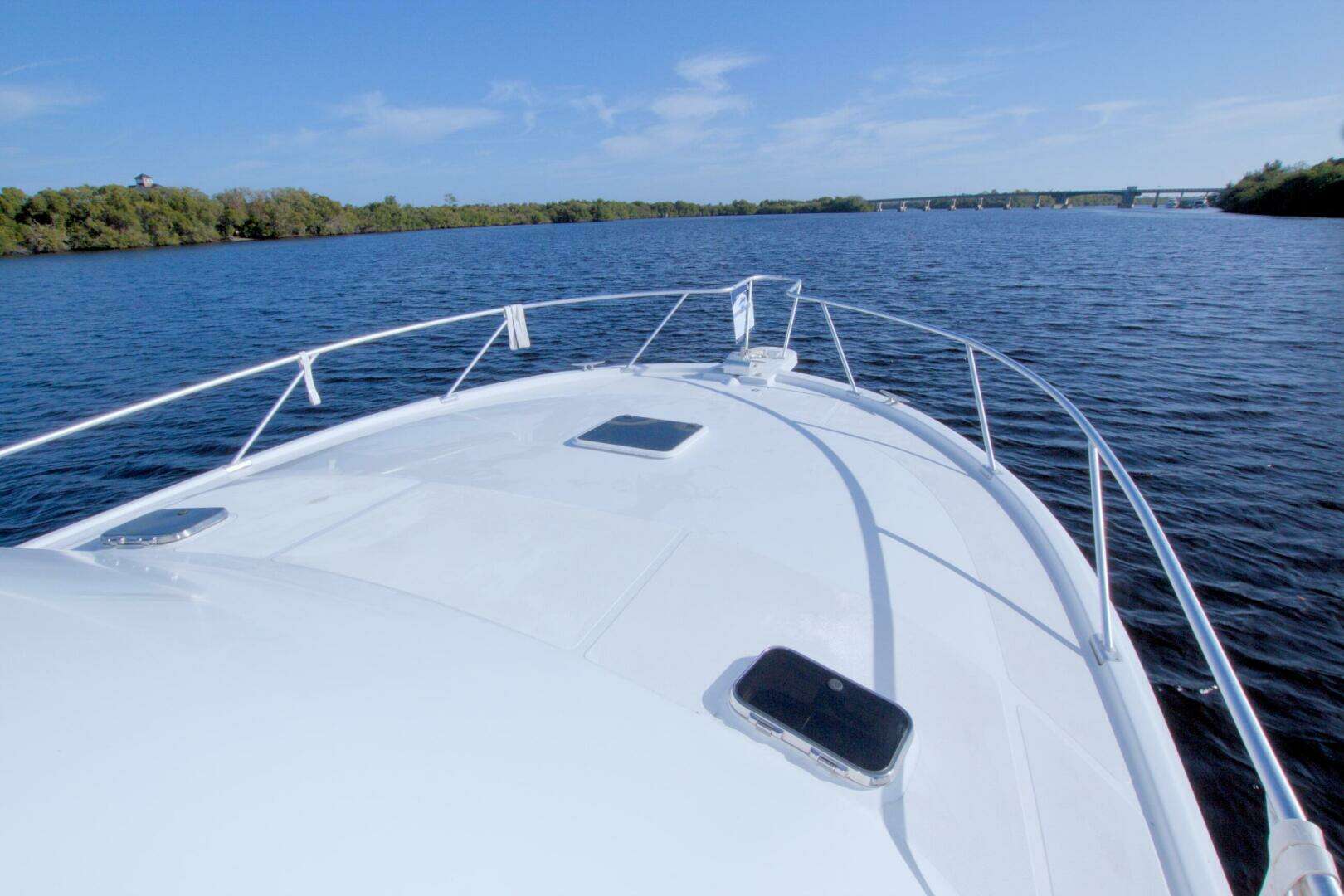 1998 Luhrs 36 Convertible - Image 17