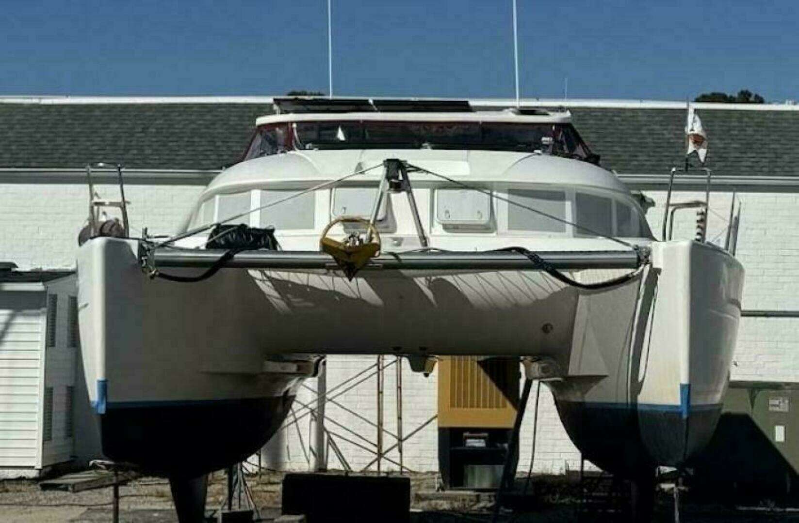 2004 Lagoon 380 - Image 2