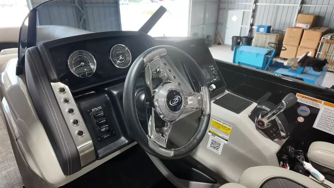Cockpit of 2024 Barletta LEGGERA R26UCA with steering wheel and instruments.