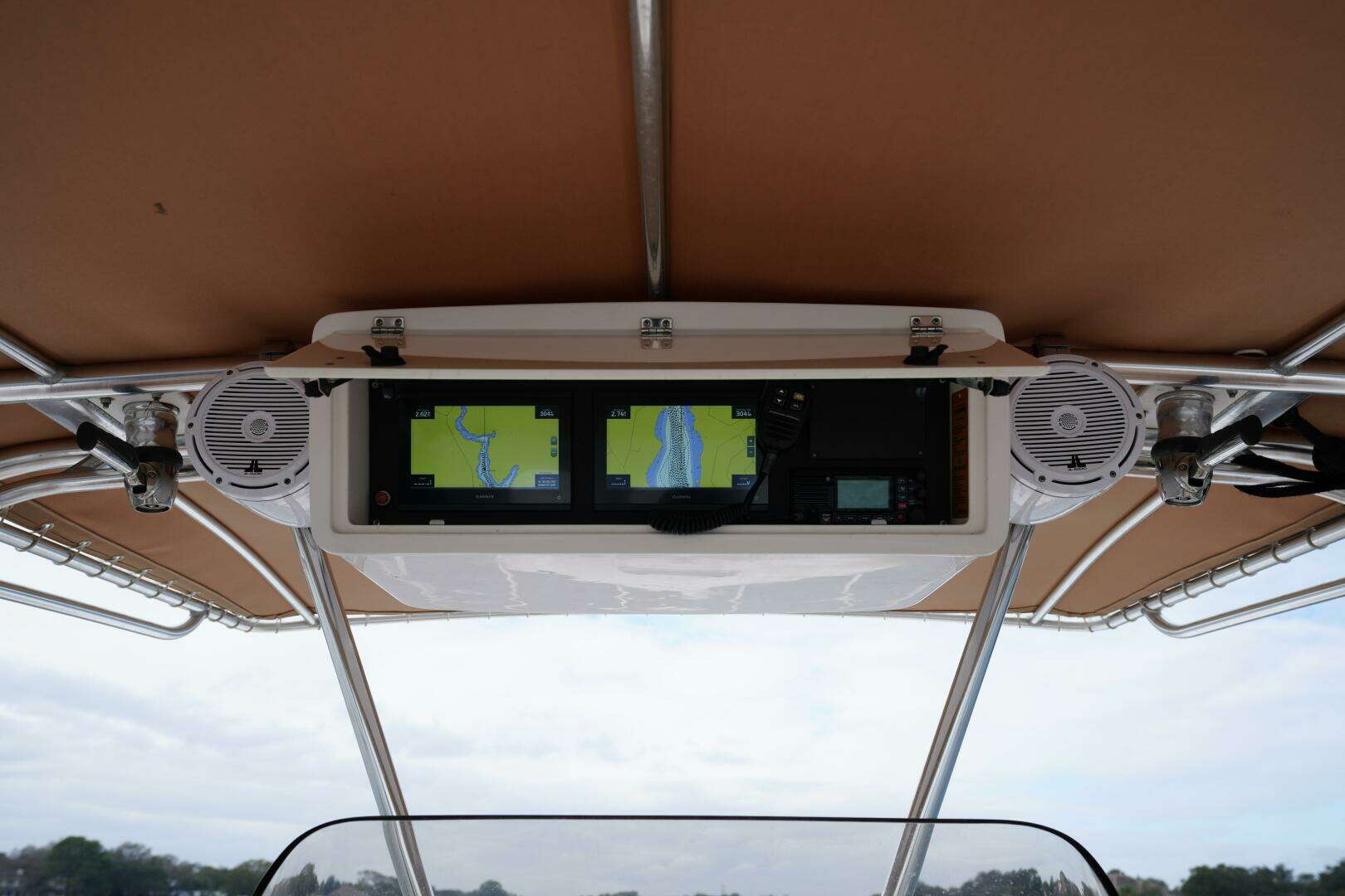 1999 Intrepid — - Image 15