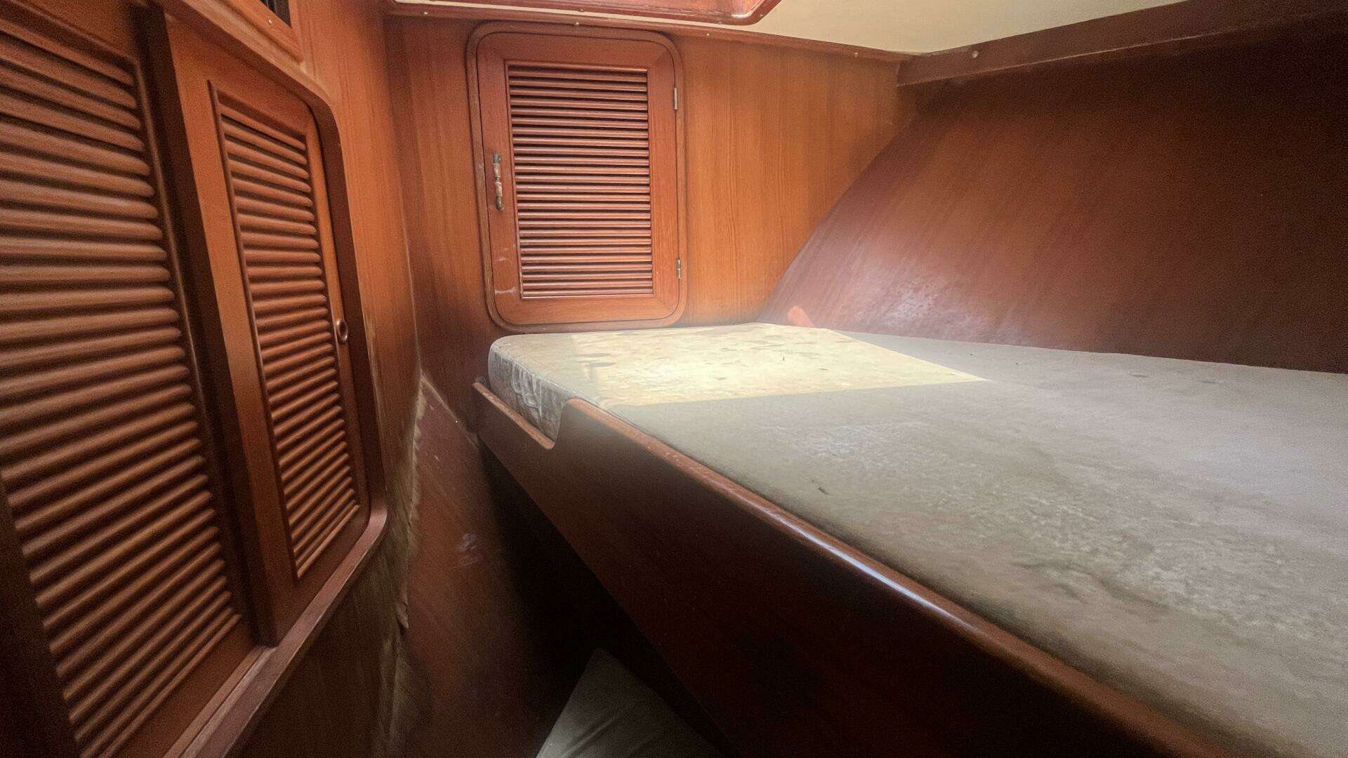 1986 Marine Trader Med Yacht 62 Yachtfish - Image 97