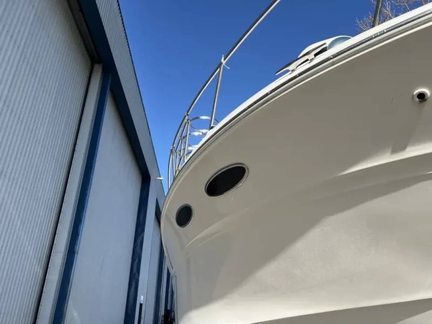 1999 Sea Ray SUNDANCER 310 - Image 9