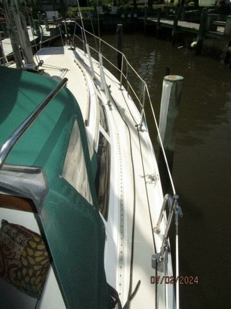 1988 Catalina 34 - Image 20