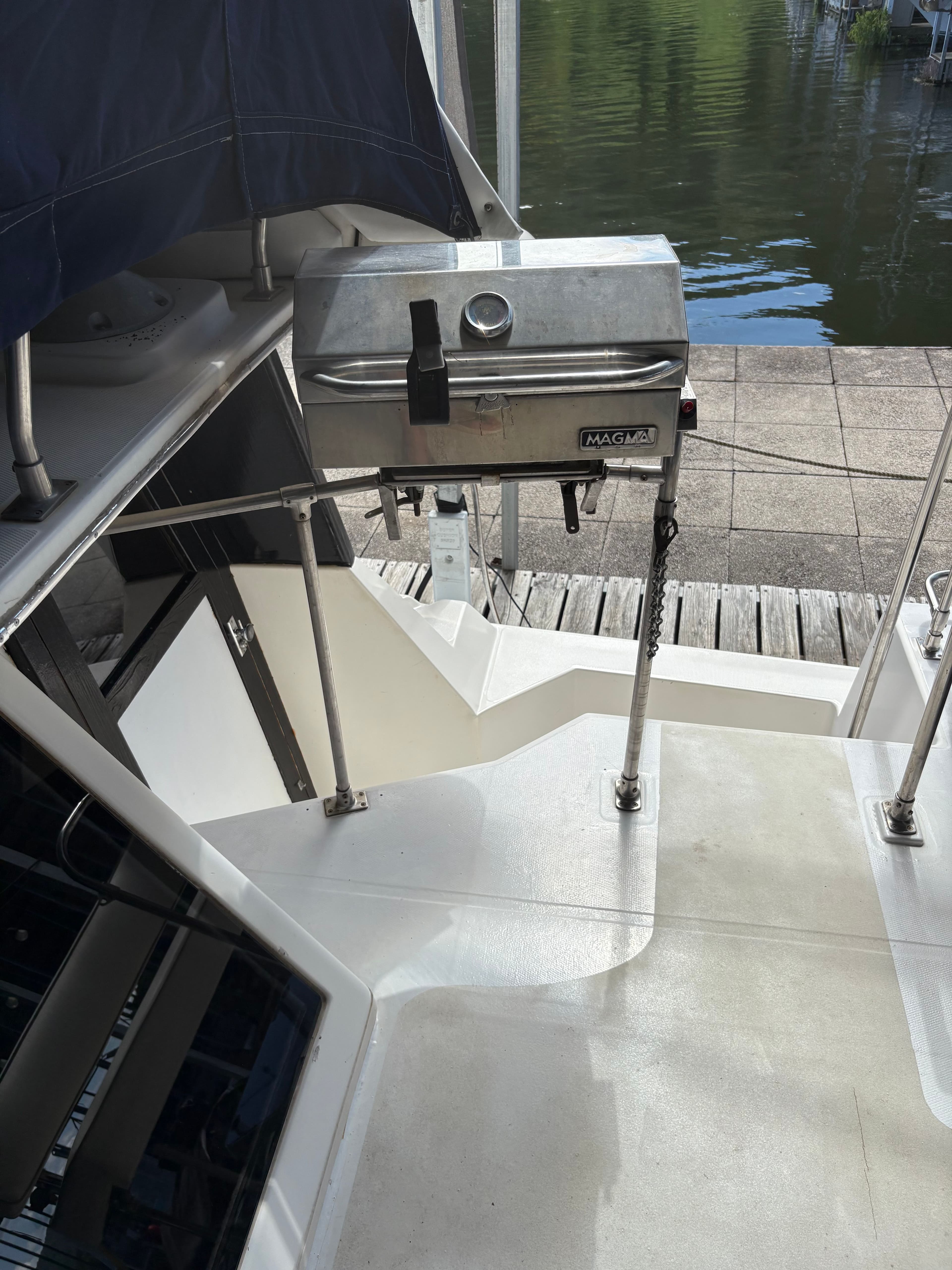 1987 Bayliner 3450 TCM - 9