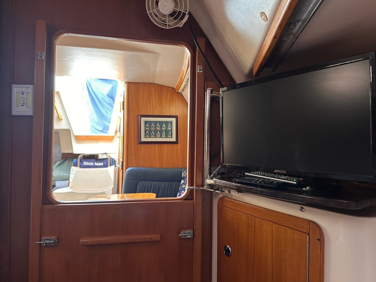 2002 Catalina 310 - Image 26