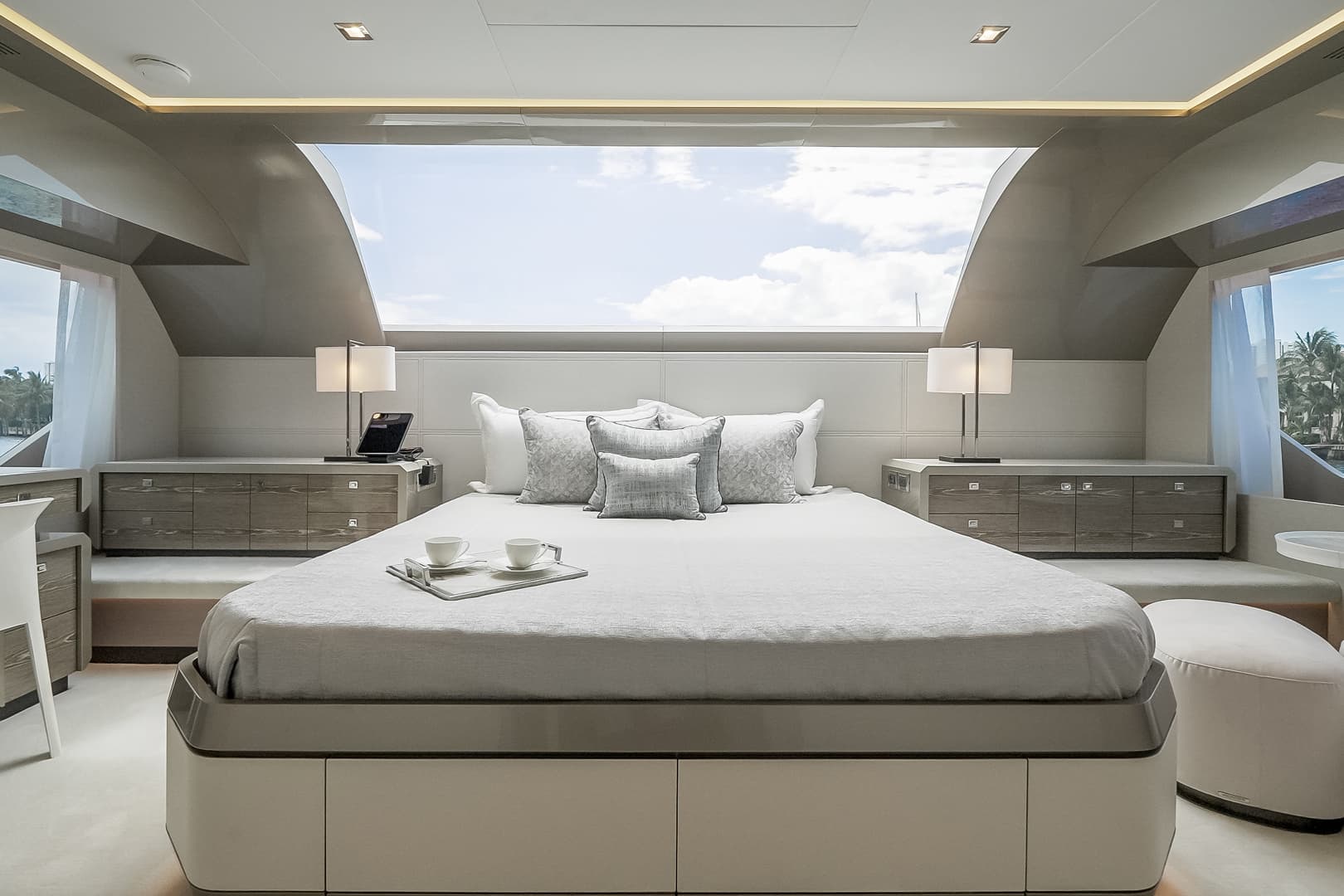 2023 Ocean Alexander 27R - Image 50