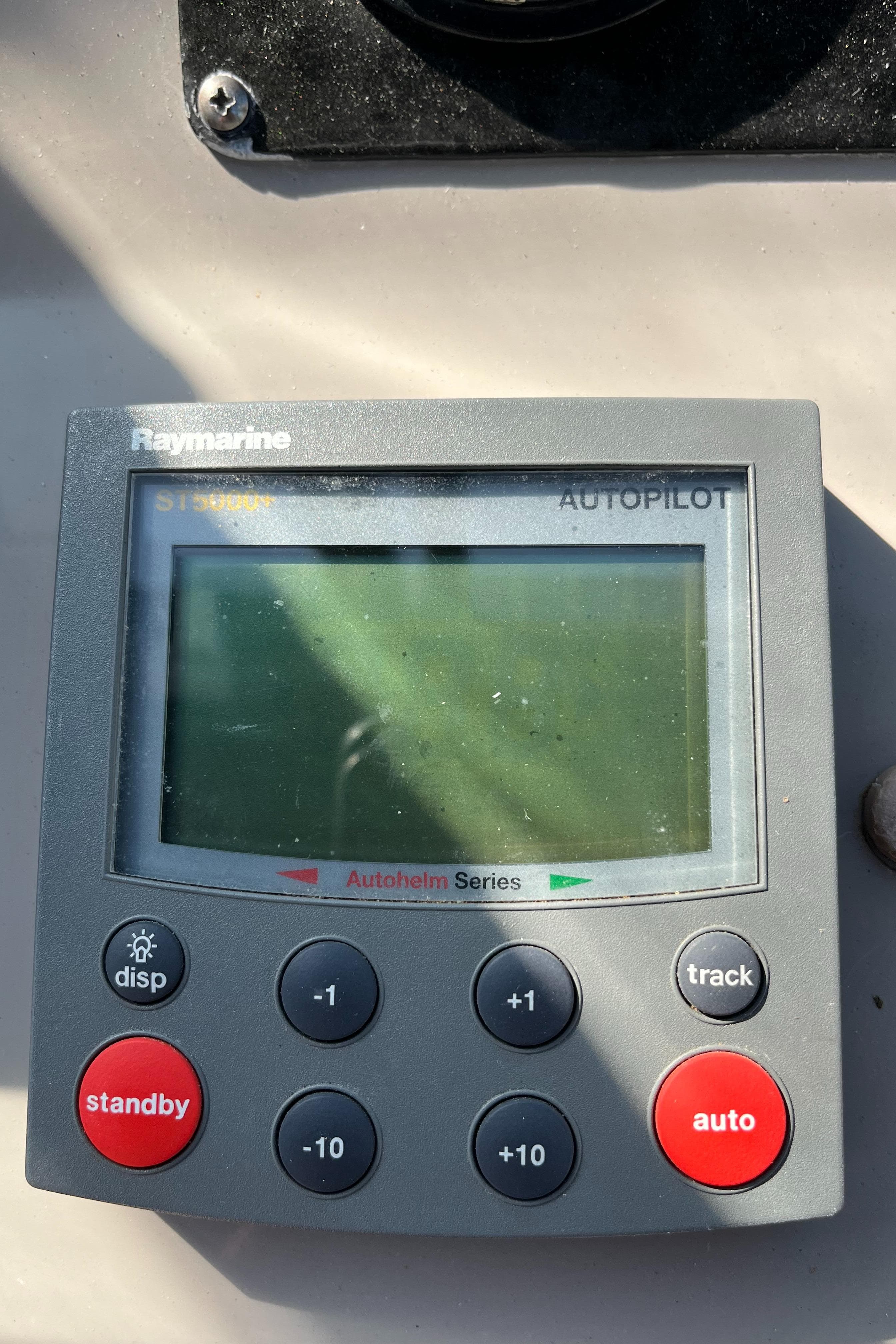 Raymarine autopilot control panel on 2001 Cruisers Yachts 2870 Express.