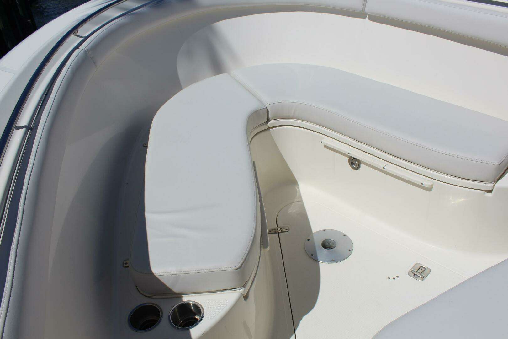 2008 Pursuit 3100 Sport - Image 8