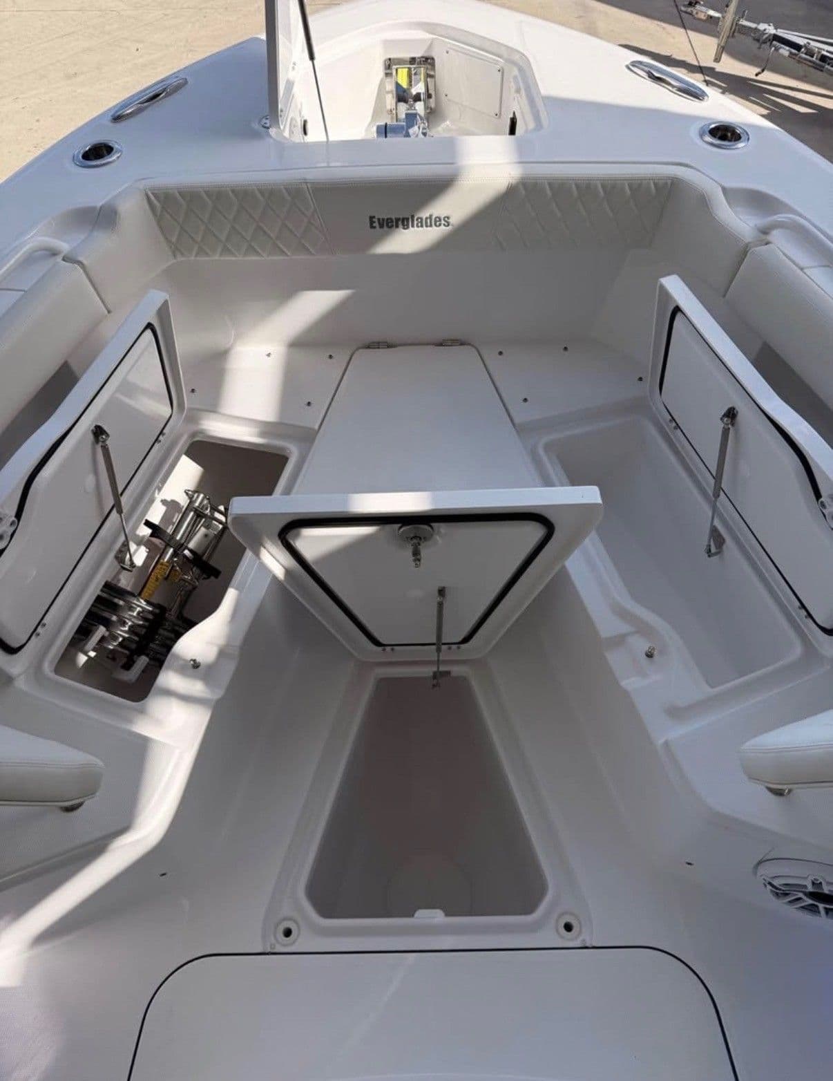 2026 EVERGLADES 375 CC - Image 3