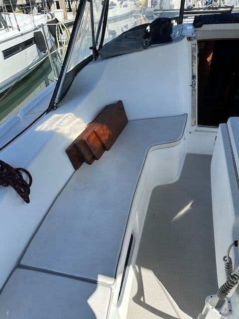 2008 Catalina 350 MkII - 12