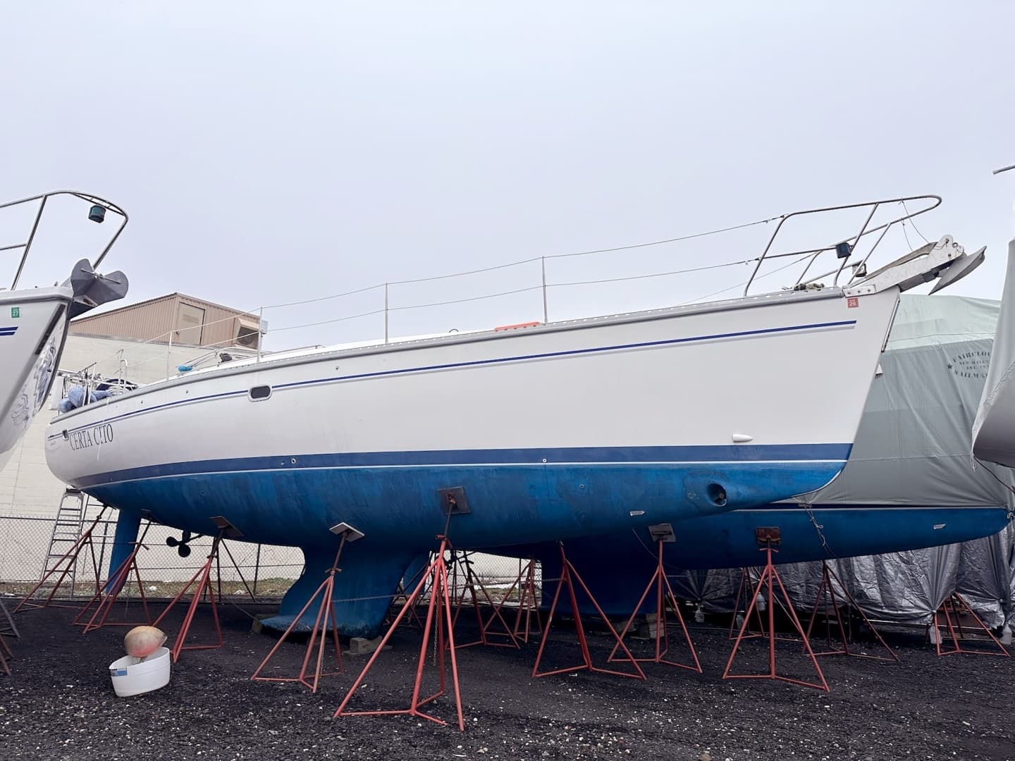 2002 Catalina 470 - Image 7