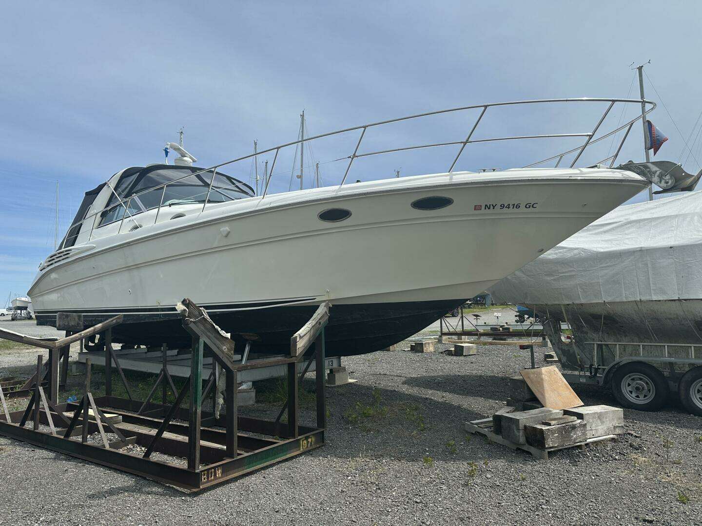 1999 Sea Ray 400 Sundancer - Image 3