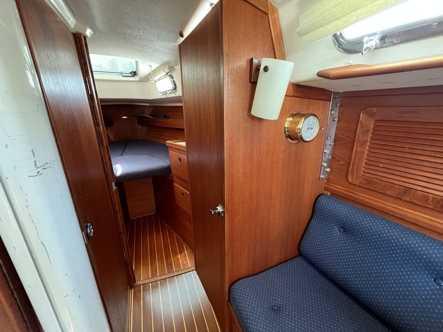 1991 Sabre 34-2 MKII - Image 32