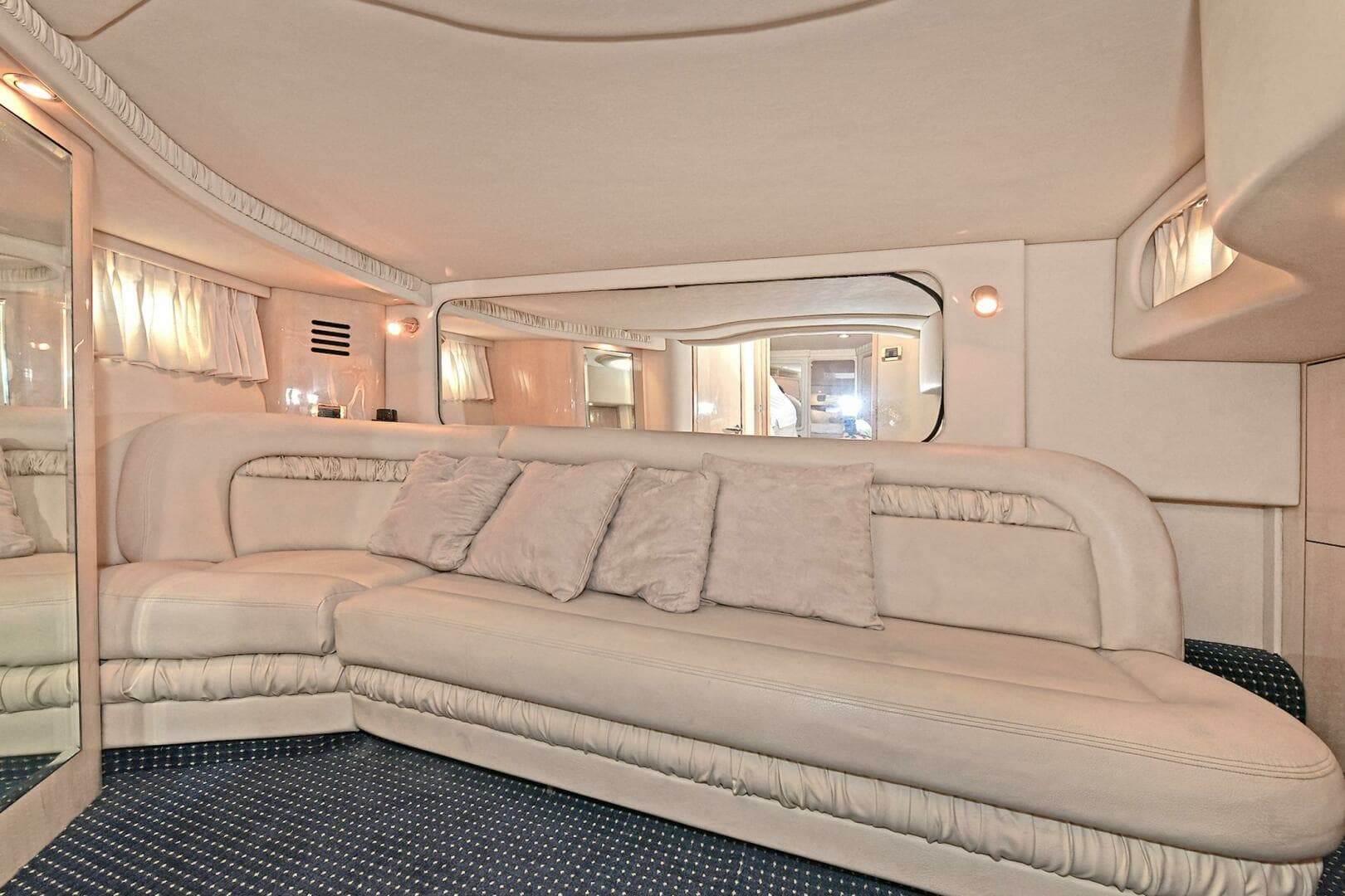 2000 Sea Ray 460 Sundancer - Image 34
