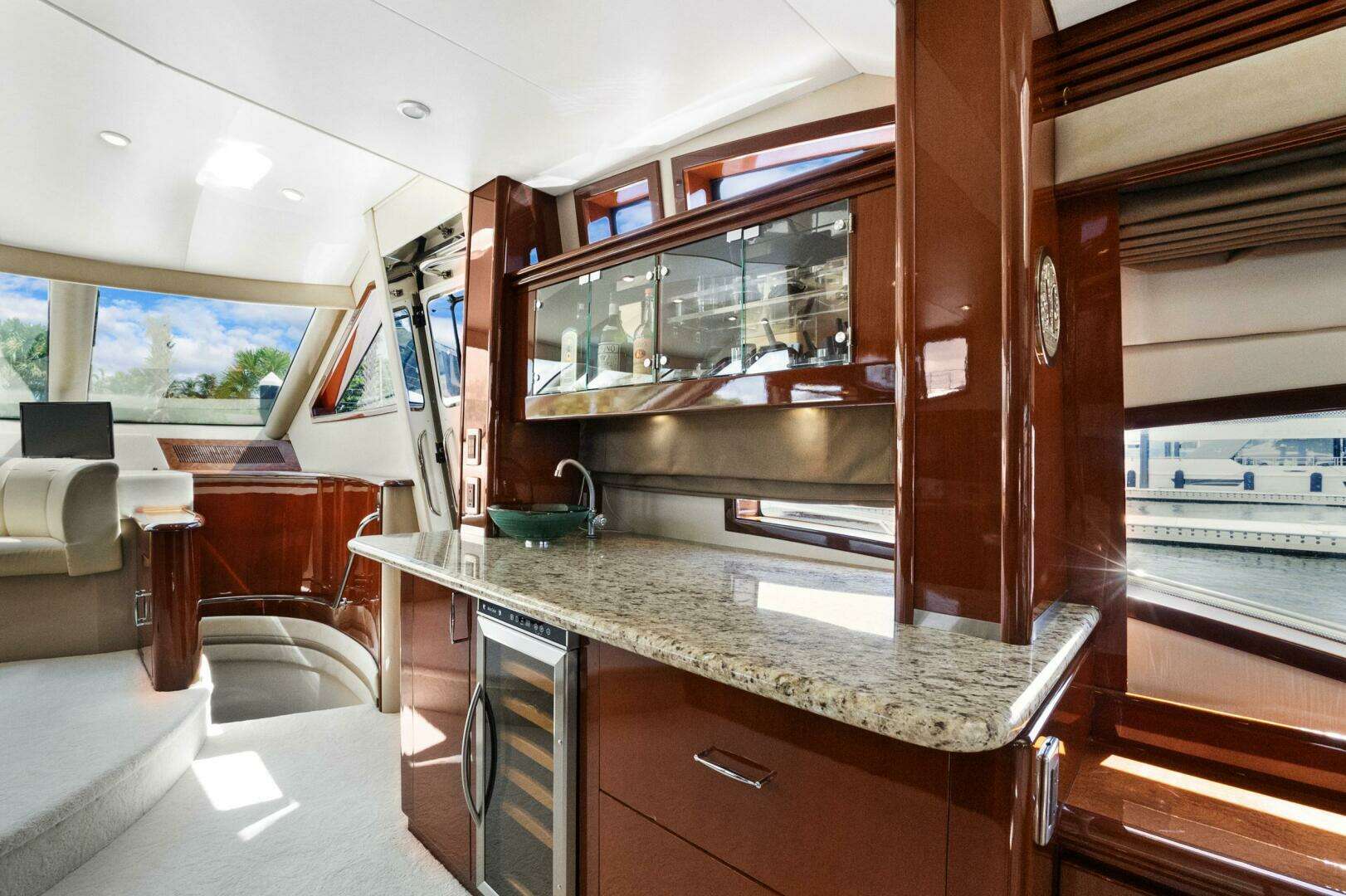 2008 Marquis 690 - Image 17