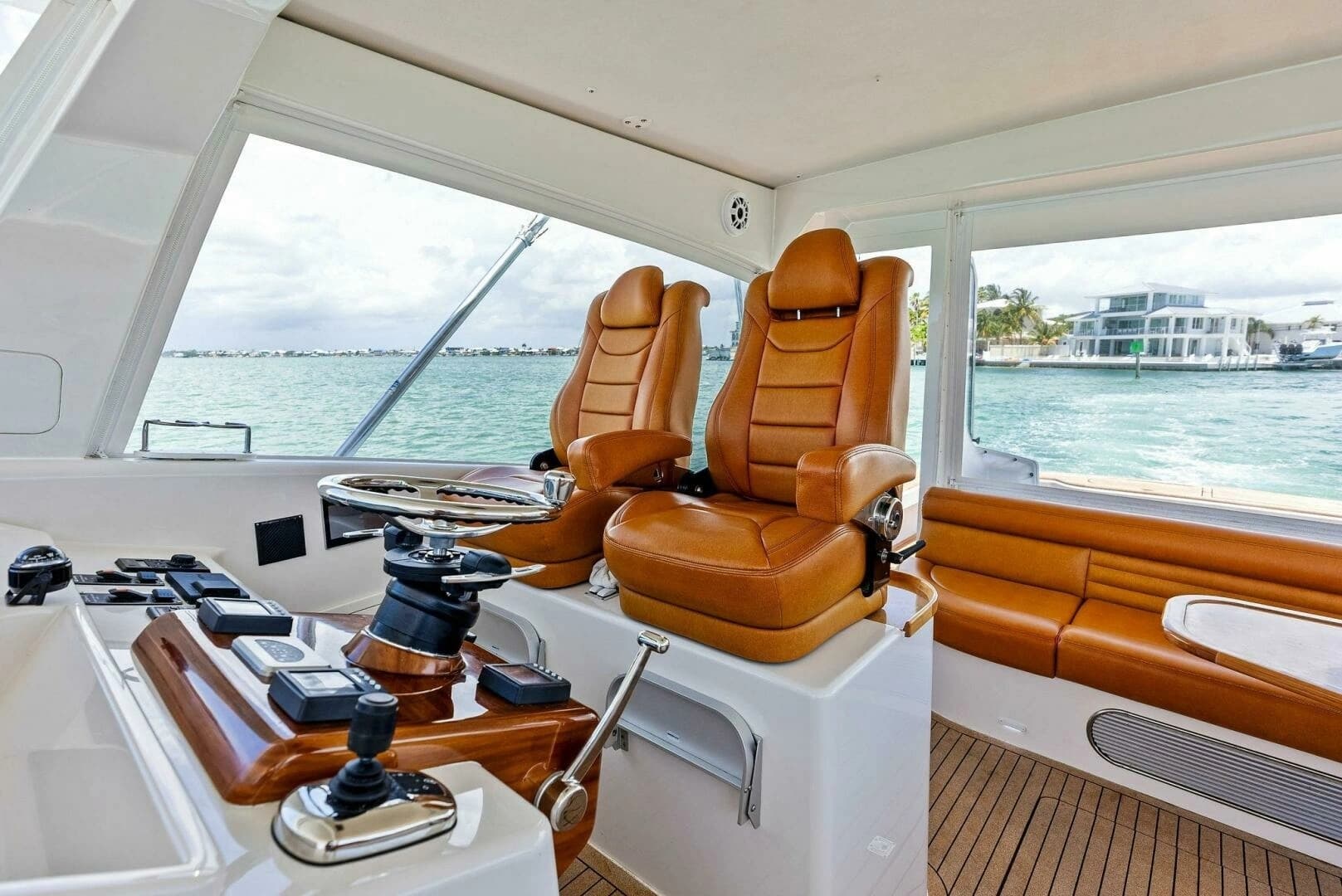 2020 Calcutta 480 Catamaran - Image 7