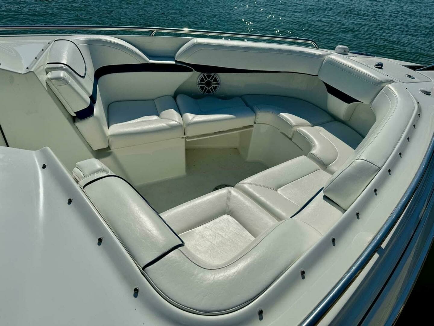 2012 Formula 290 Bowrider - Image 4