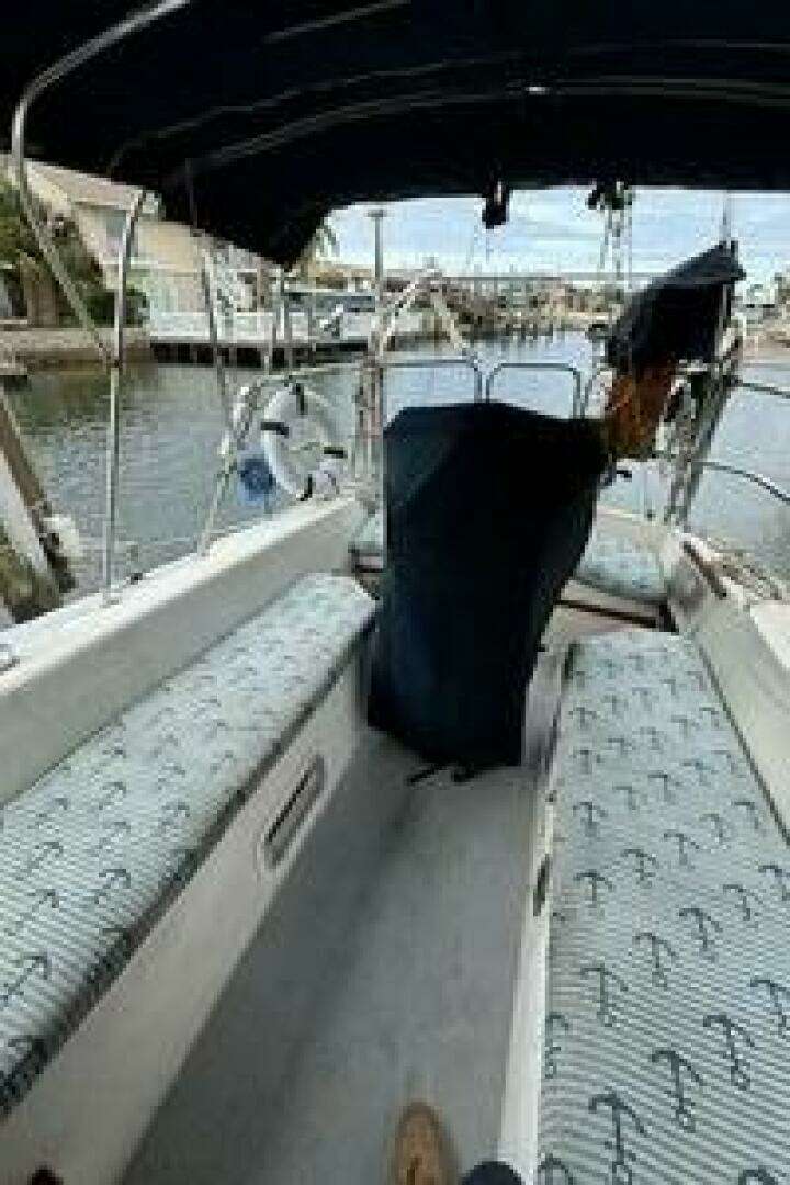 1988 Catalina 30 - Image 10