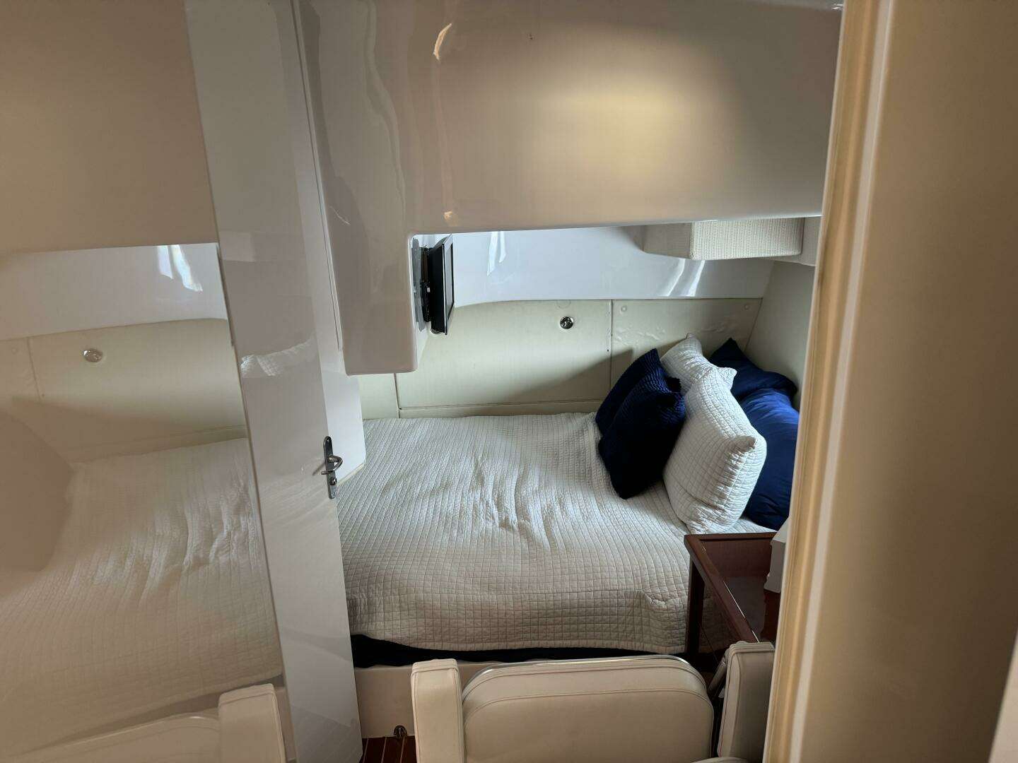 2012 Intrepid 475 Sport Yacht Enclosed - Image 43