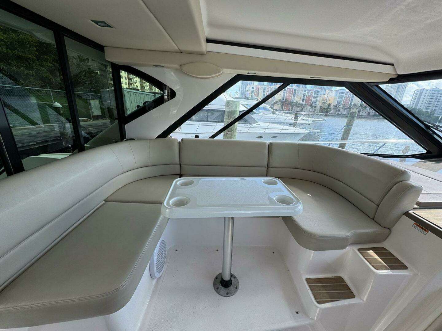 2016 Regal 46 Sport Coupe - Image 32