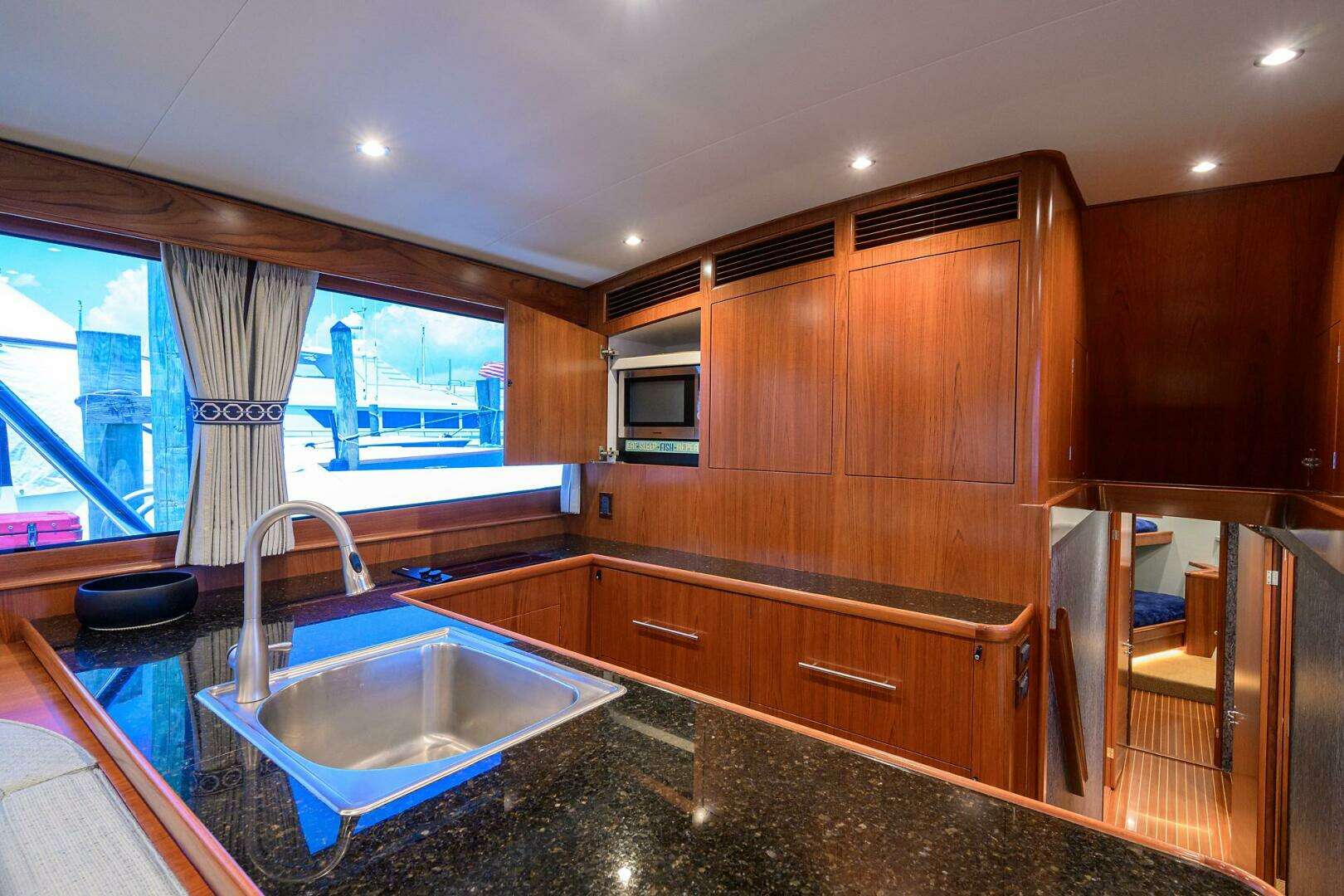 2004 Rybovich 62 Convertible - Image 13