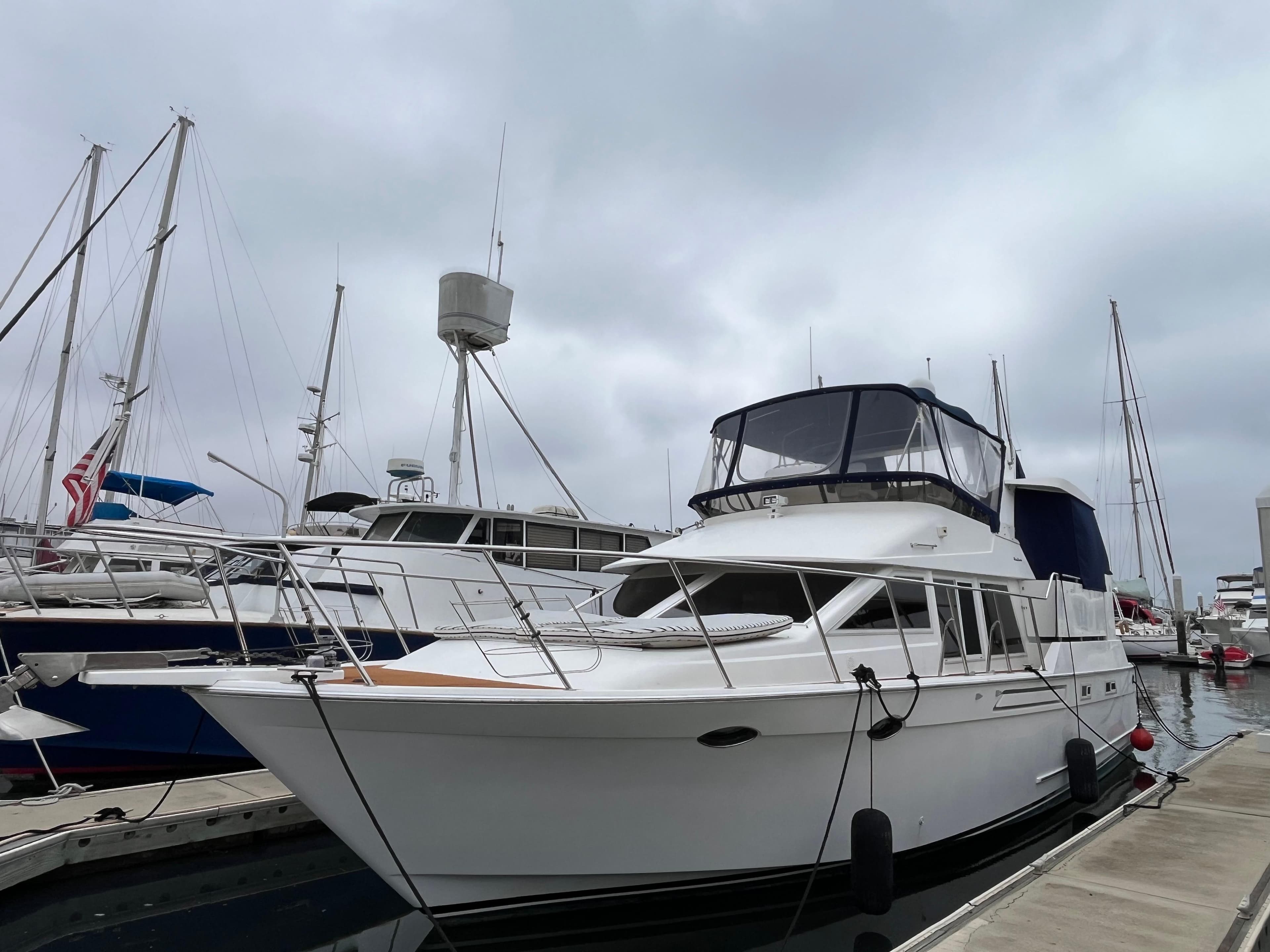 1999 Ocean Alexander 460