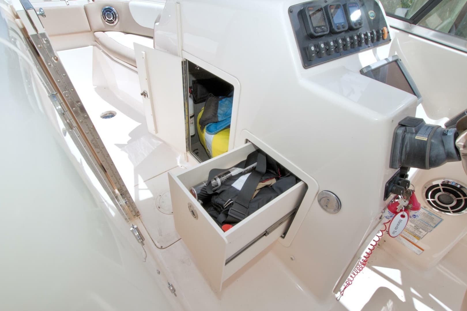 2013 Grady-White Freedom 275 - Image 25