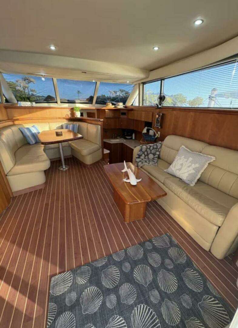 2003 Silverton 42 Convertible - Image 5