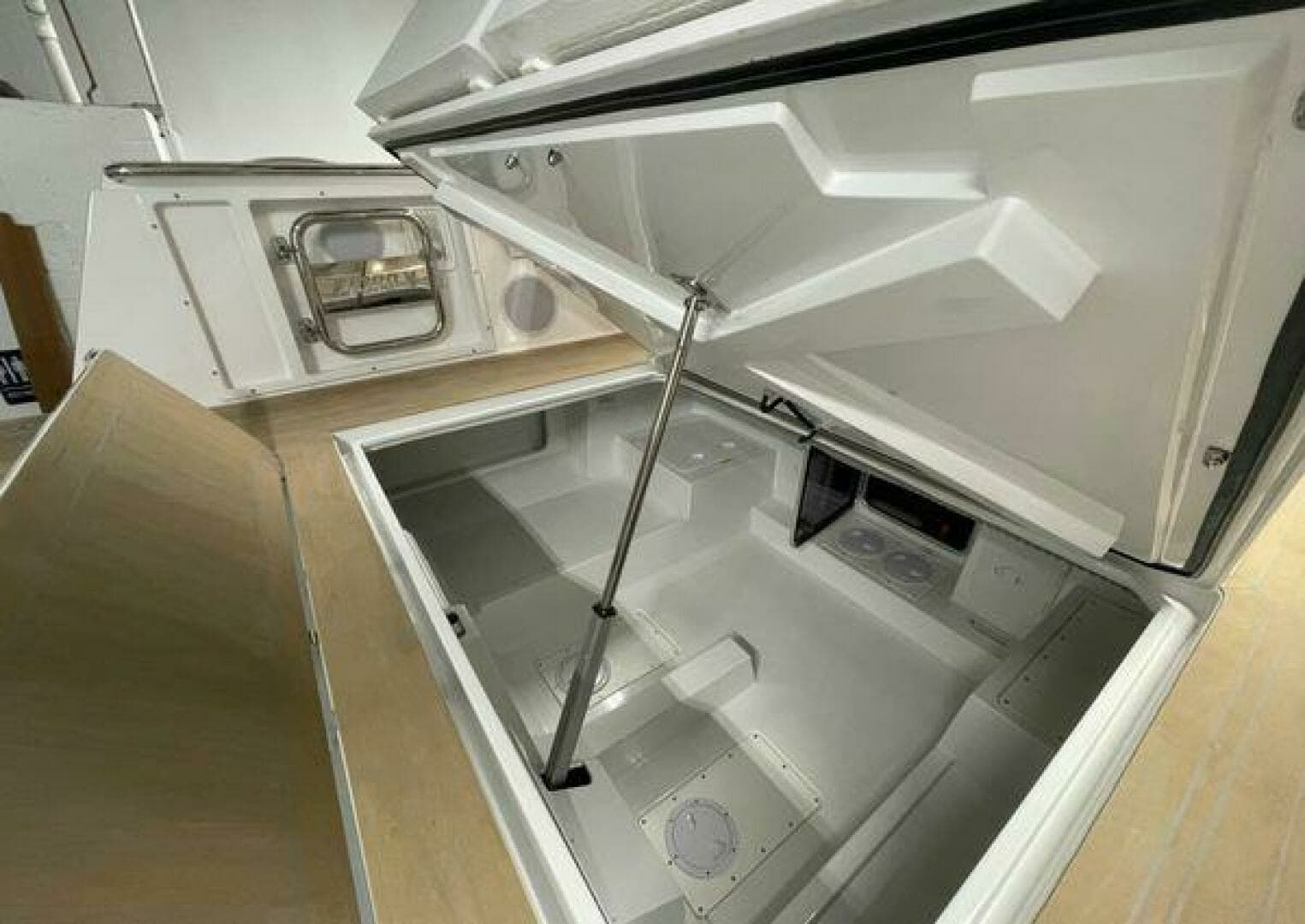 2023 Fjord 38 xpress - Image 41
